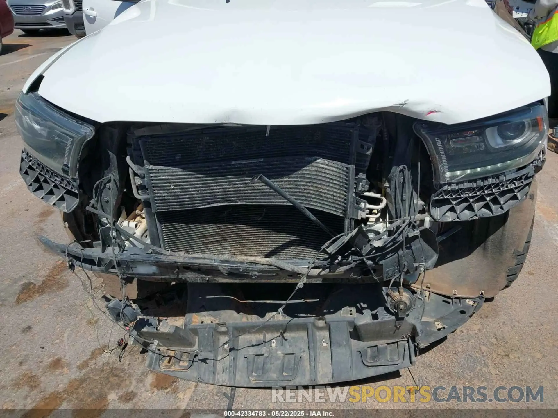 6 Photograph of a damaged car 1C4RDJDG3KC770817 DODGE DURANGO 2019