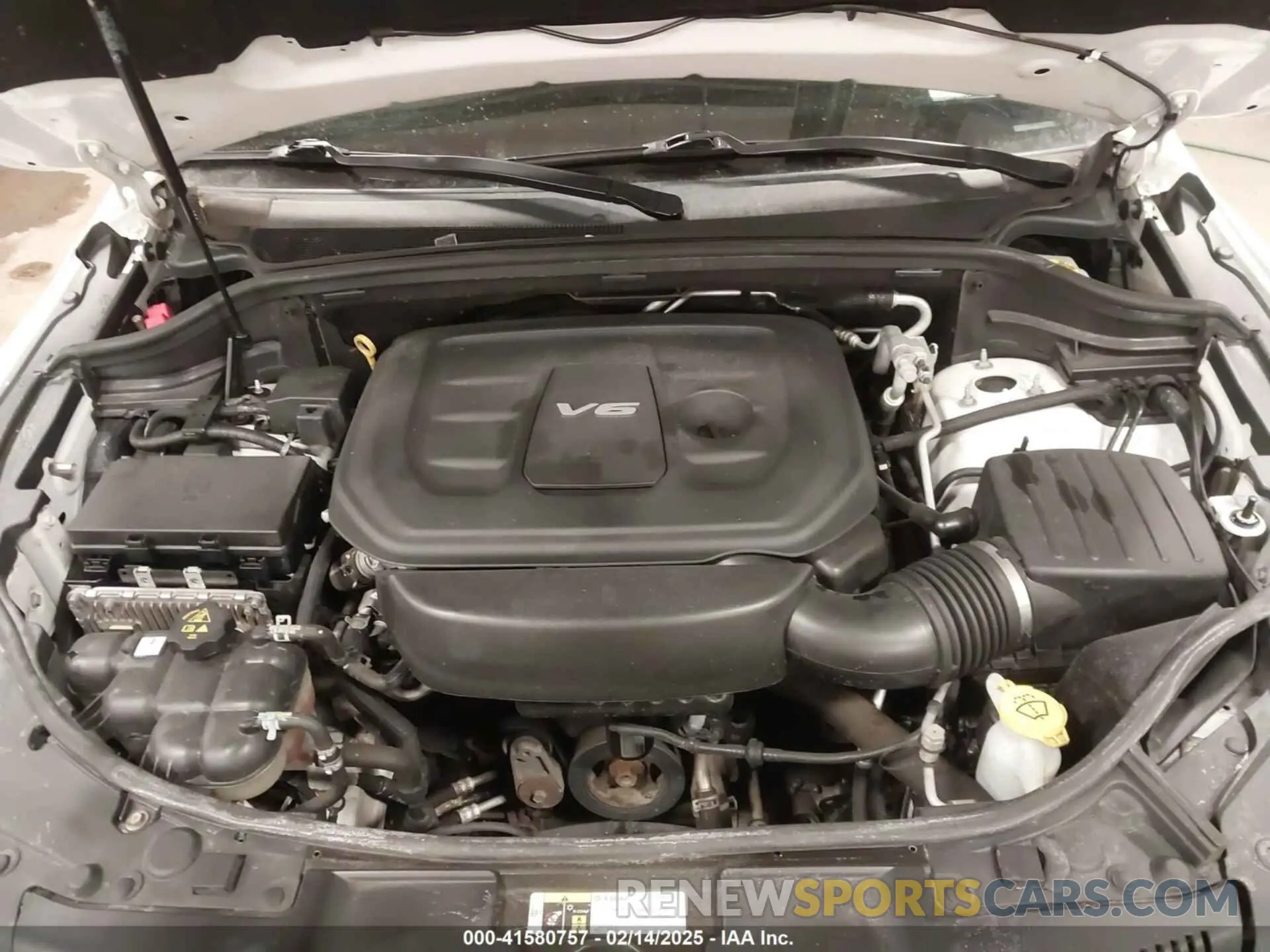 10 Photograph of a damaged car 1C4RDJDG5KC634088 DODGE DURANGO 2019