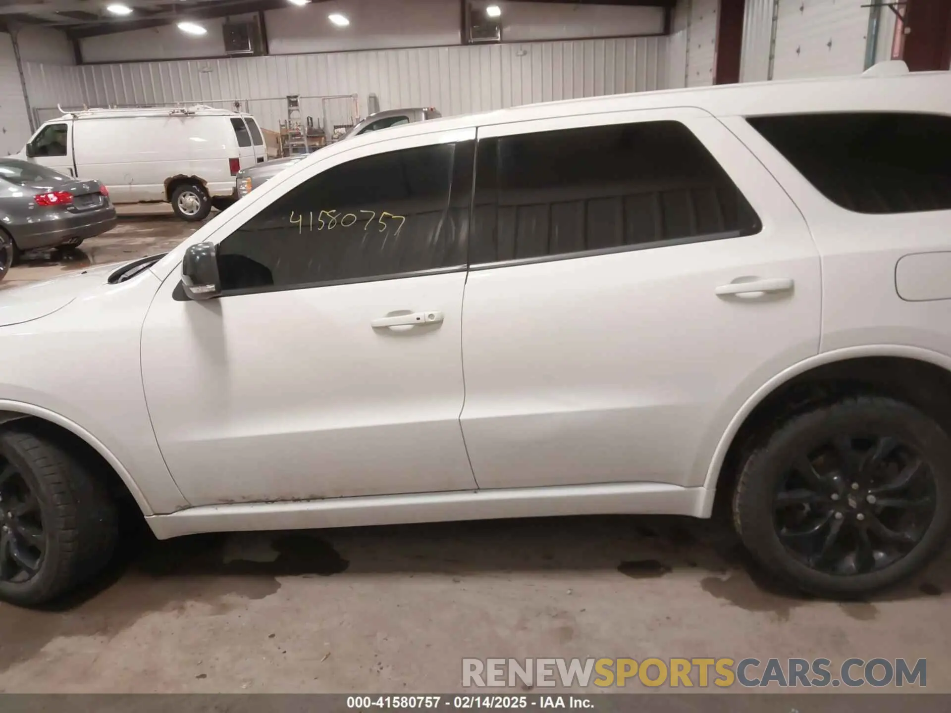 14 Photograph of a damaged car 1C4RDJDG5KC634088 DODGE DURANGO 2019