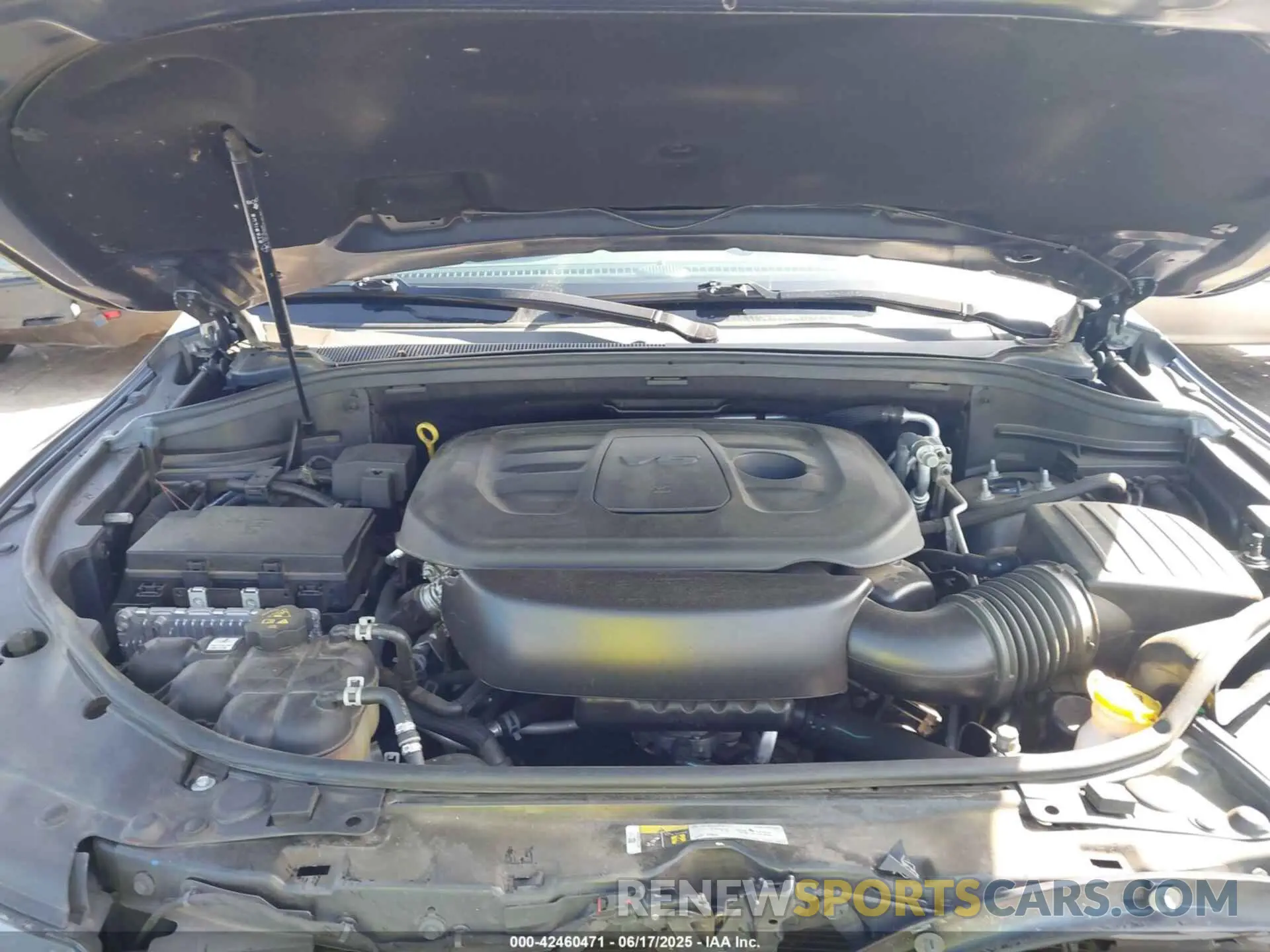 10 Photograph of a damaged car 1C4RDJDG8KC793073 DODGE DURANGO 2019