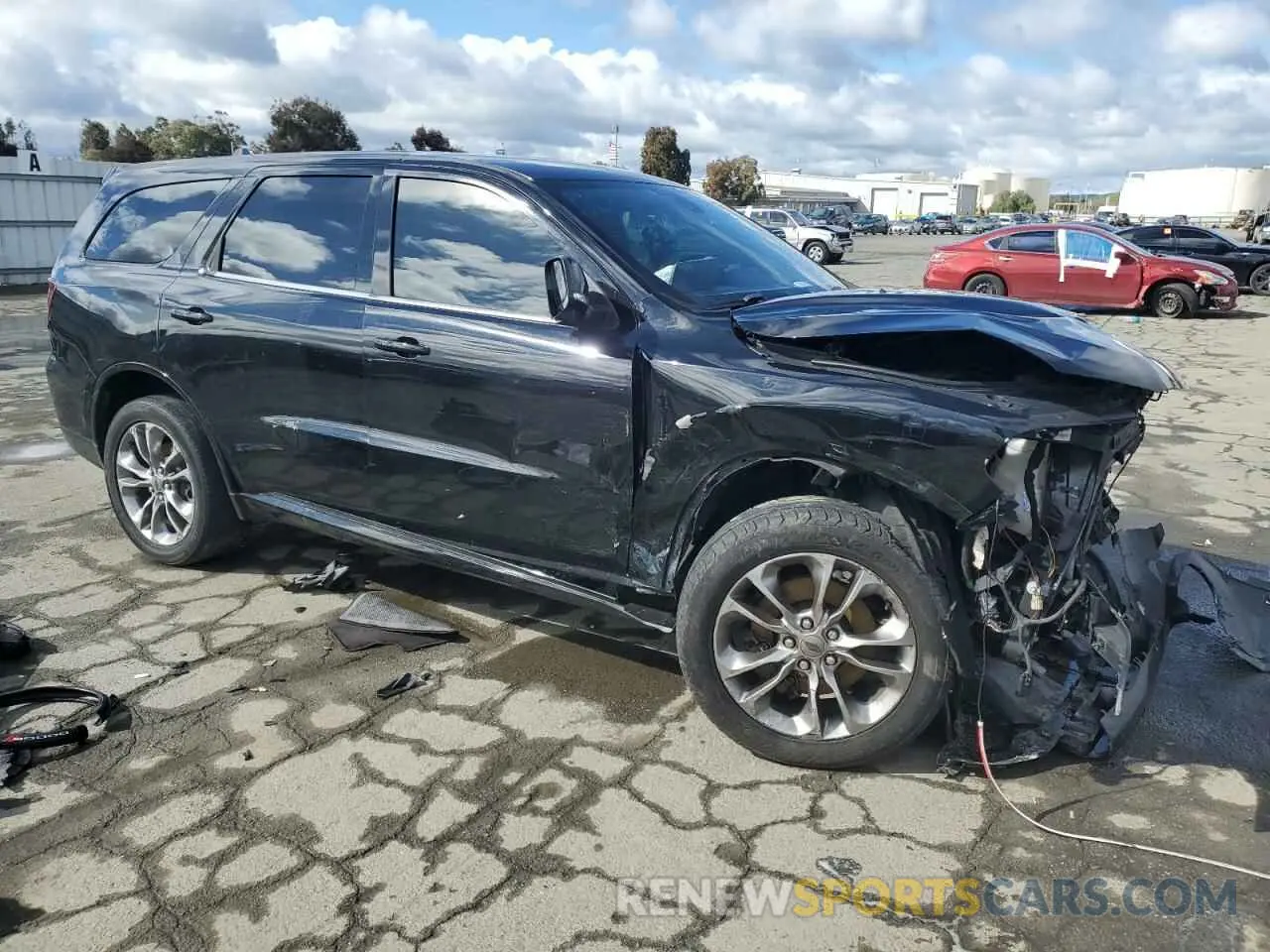 4 Photograph of a damaged car 1C4SDHCT3KC582145 DODGE DURANGO 2019