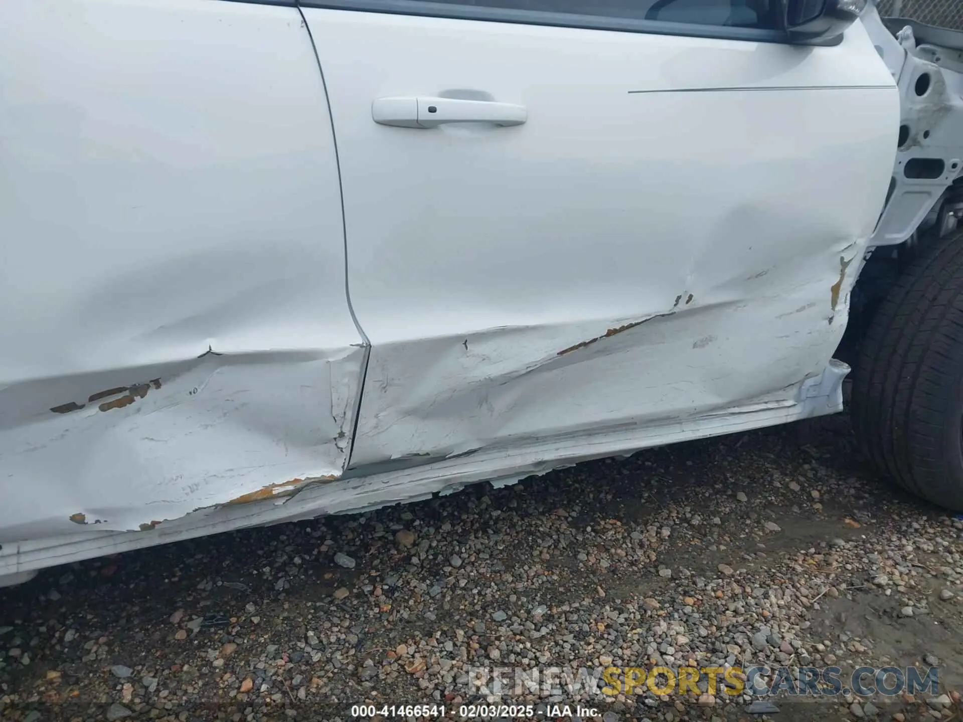 6 Photograph of a damaged car 1C4SDHCT7KC663178 DODGE DURANGO 2019