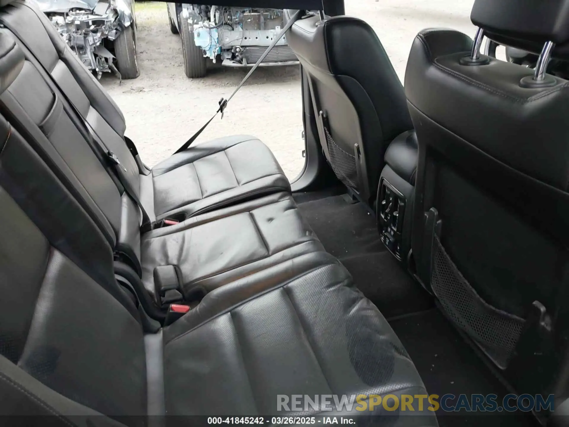 8 Фотография поврежденного автомобиля 1C4SDHCT9KC650562 DODGE DURANGO 2019