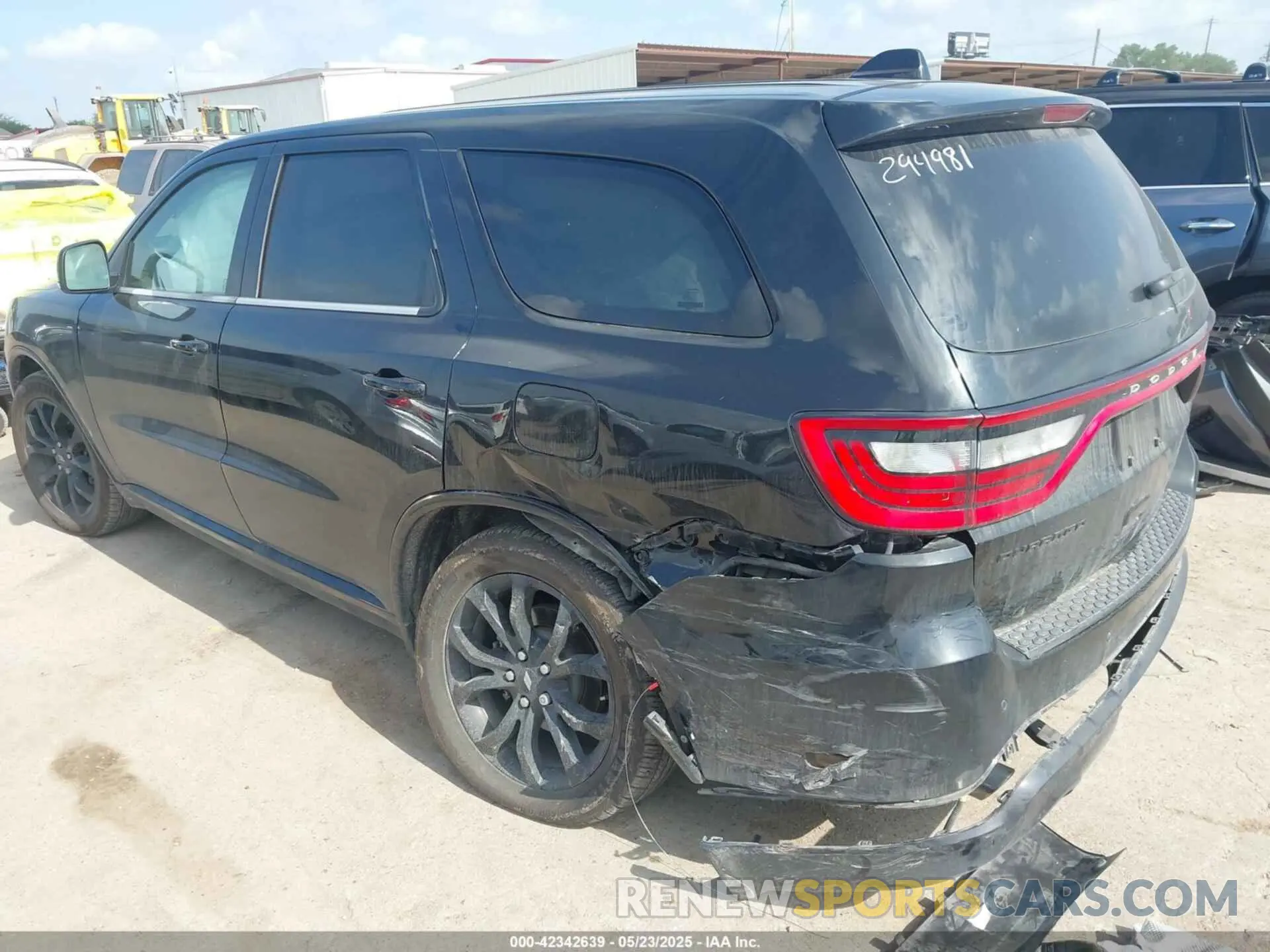 3 Photograph of a damaged car 1C4SDHCTXKC852763 DODGE DURANGO 2019