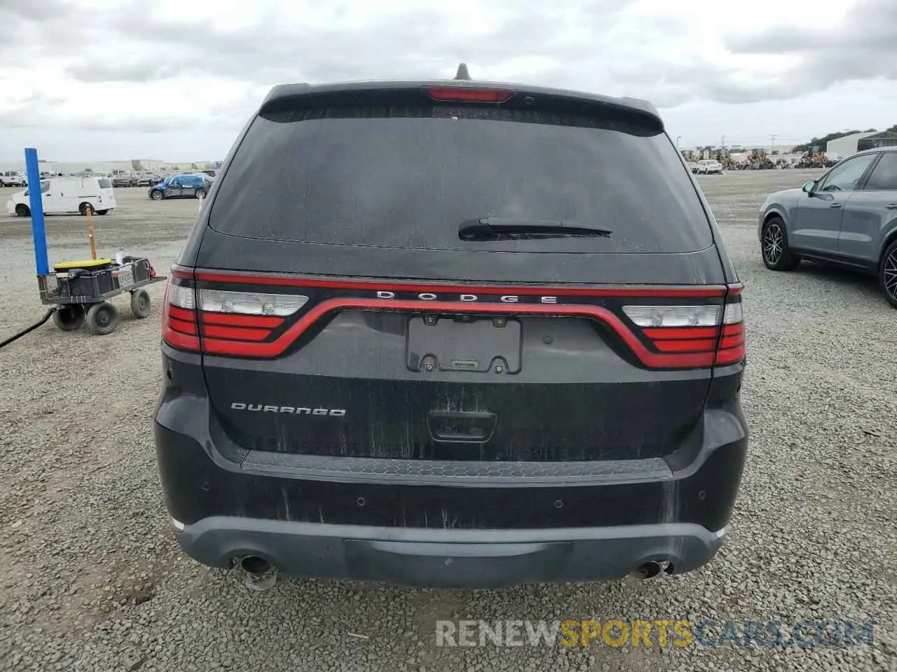 6 Photograph of a damaged car 1C4SDHFT5KC556917 DODGE DURANGO 2019