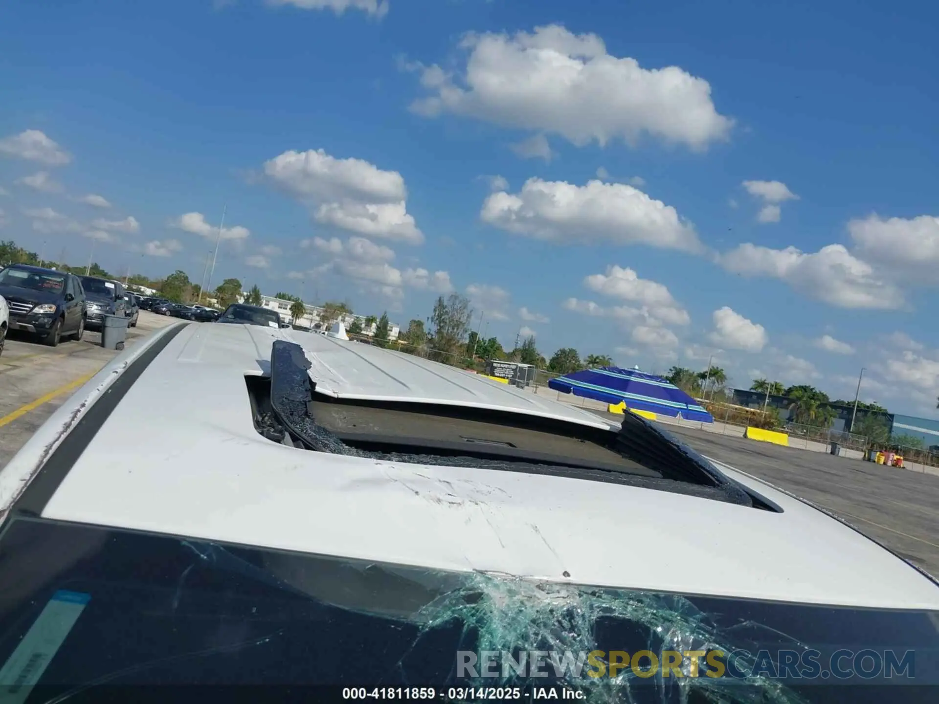 17 Фотография поврежденного автомобиля 1C4SDJCT0KC745230 DODGE DURANGO 2019