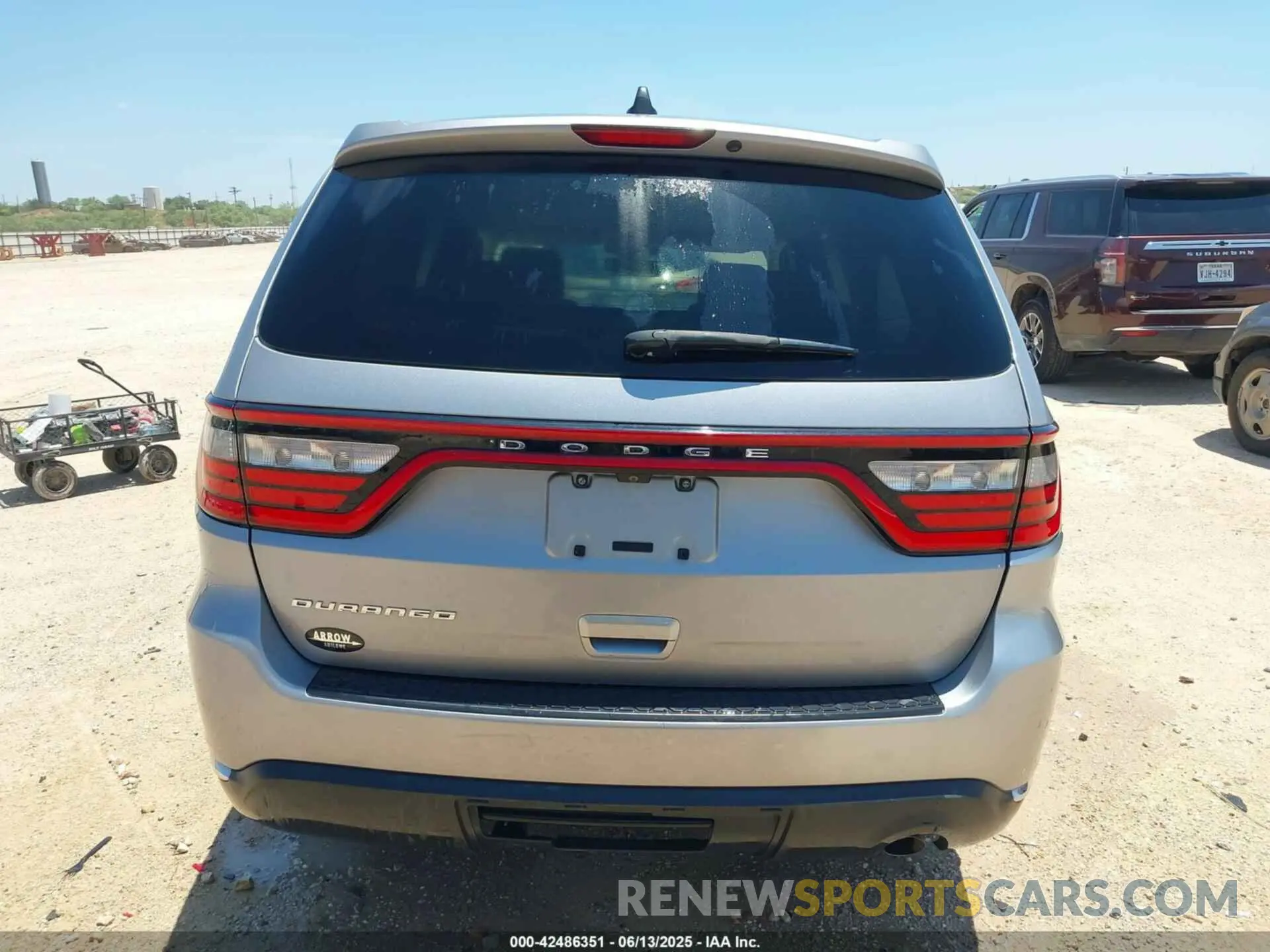 16 Photograph of a damaged car 1C4RDHAG8LC307571 DODGE DURANGO 2020