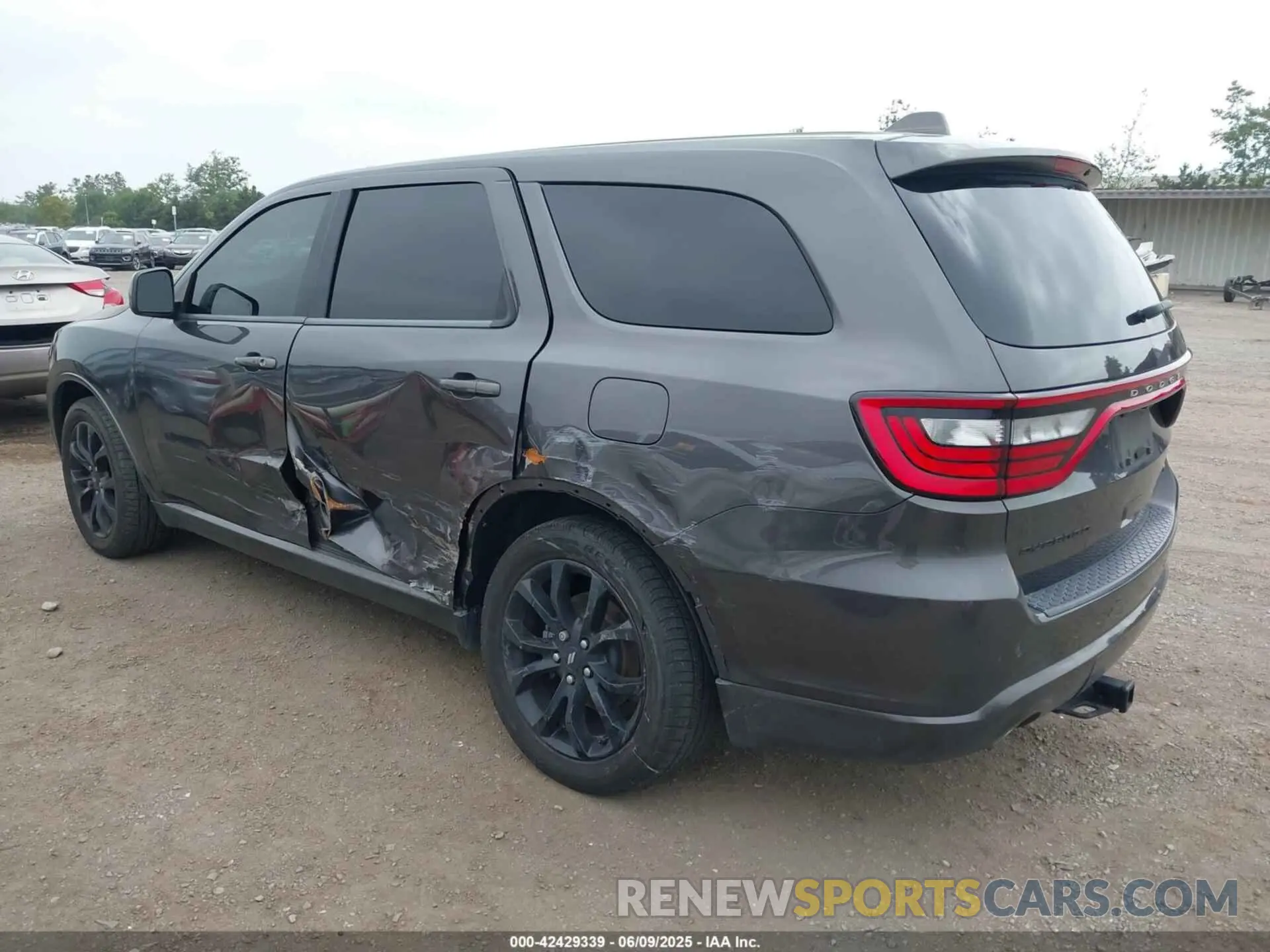 3 Photograph of a damaged car 1C4RDHDG3LC301544 DODGE DURANGO 2020