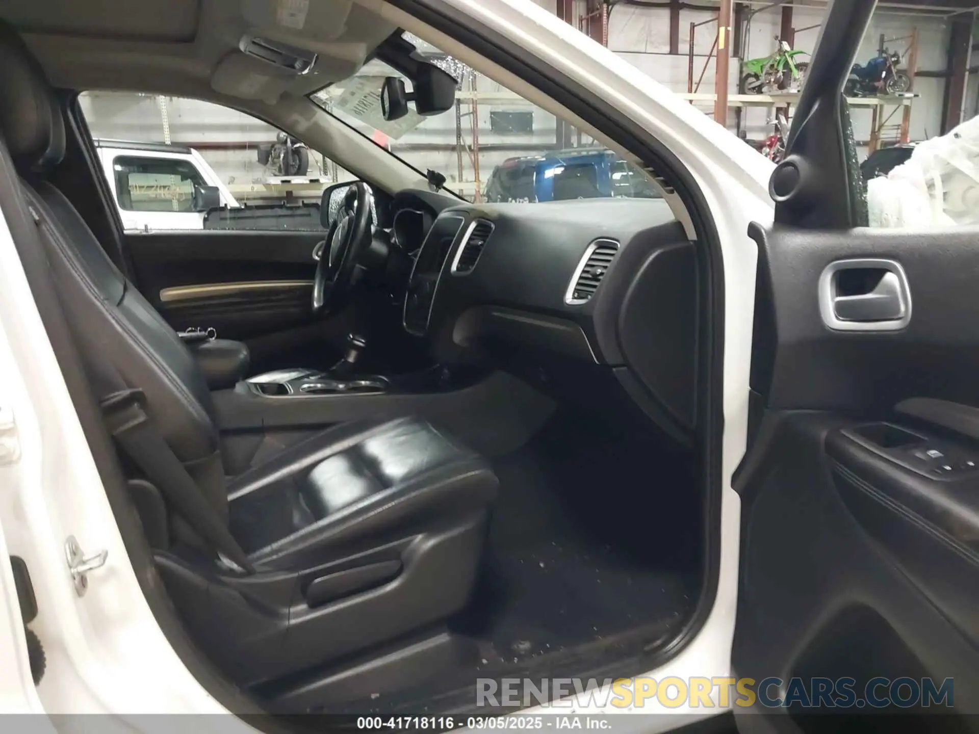 5 Photograph of a damaged car 1C4RDJAG3LC220894 DODGE DURANGO 2020