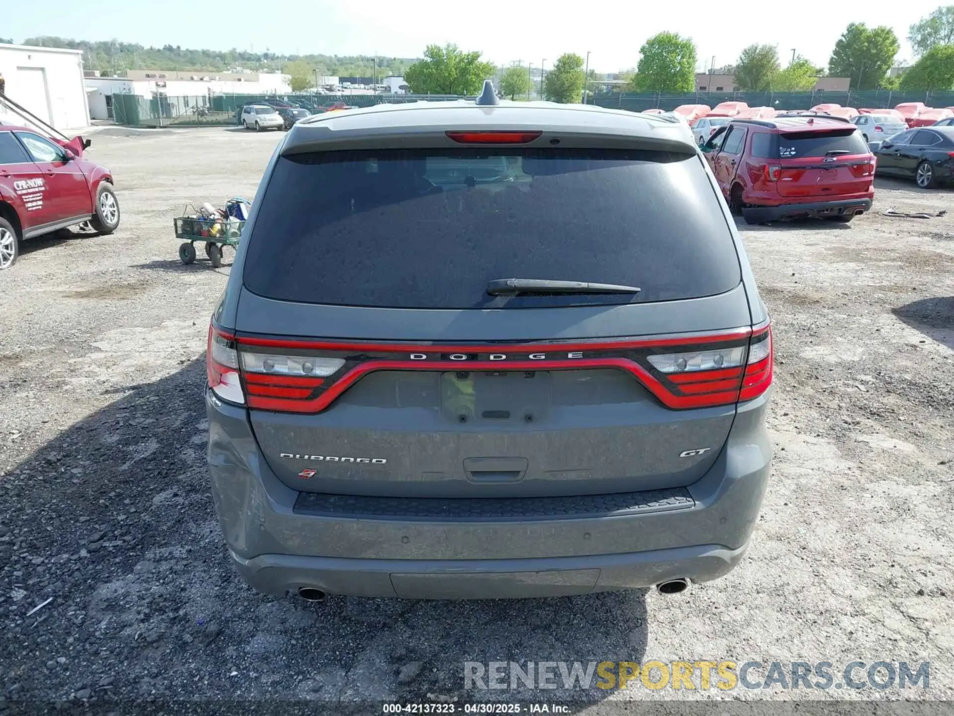 17 Photograph of a damaged car 1C4RDJDG0LC261866 DODGE DURANGO 2020