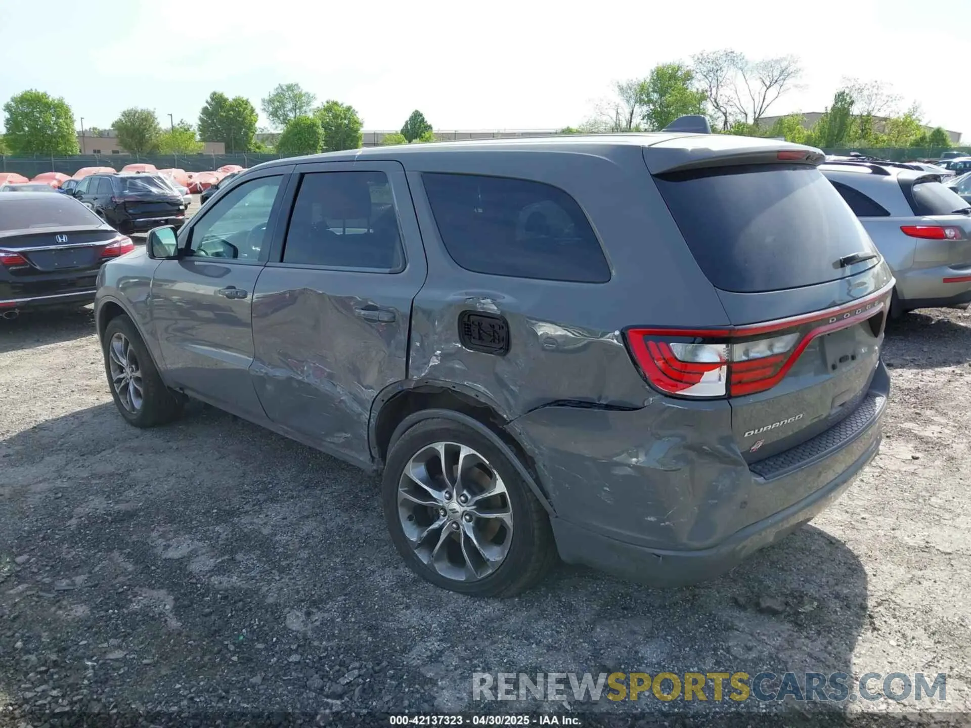 3 Photograph of a damaged car 1C4RDJDG0LC261866 DODGE DURANGO 2020
