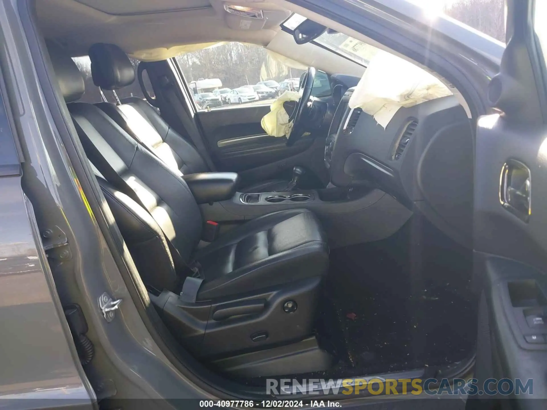 5 Photograph of a damaged car 1C4RDJDG1LC412584 DODGE DURANGO 2020
