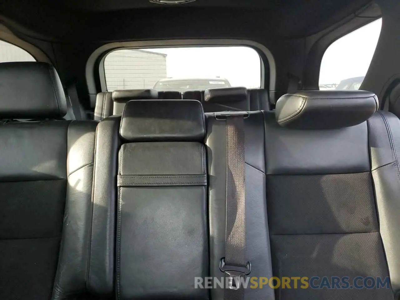 10 Photograph of a damaged car 1C4RDJDG6LC257241 DODGE DURANGO 2020