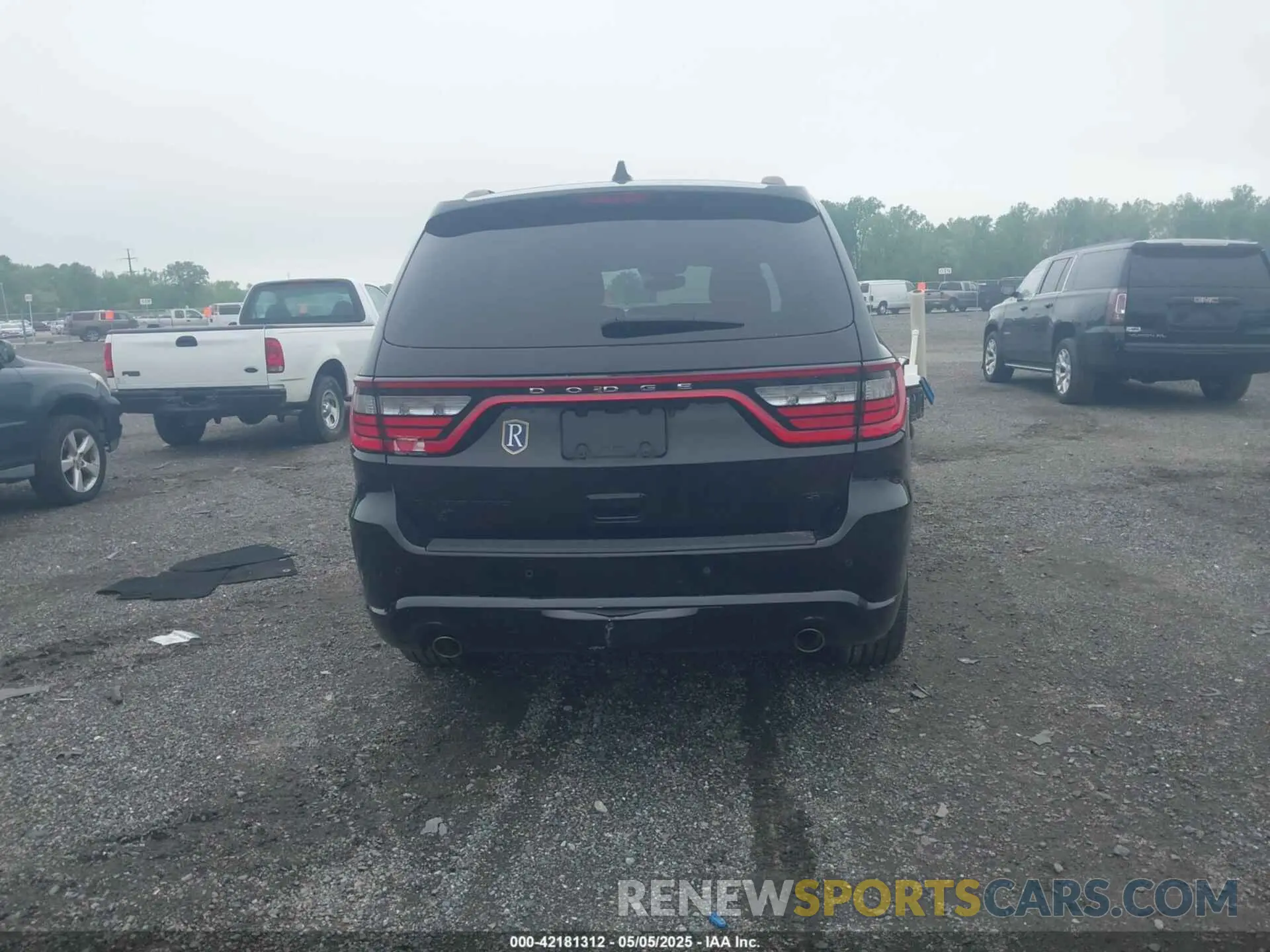 16 Photograph of a damaged car 1C4RDJDG7LC412914 DODGE DURANGO 2020