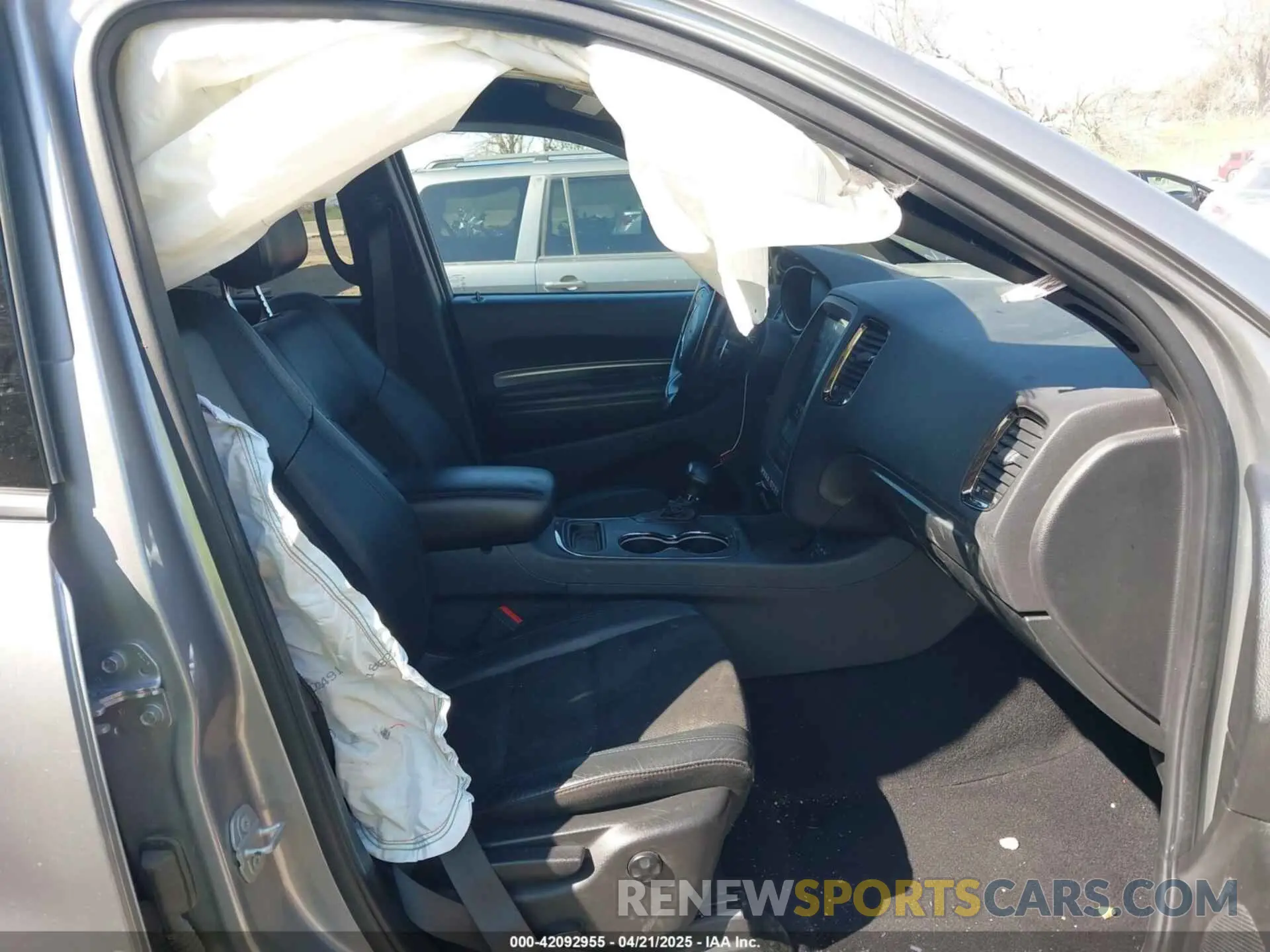 5 Photograph of a damaged car 1C4RDJDG8LC260402 DODGE DURANGO 2020