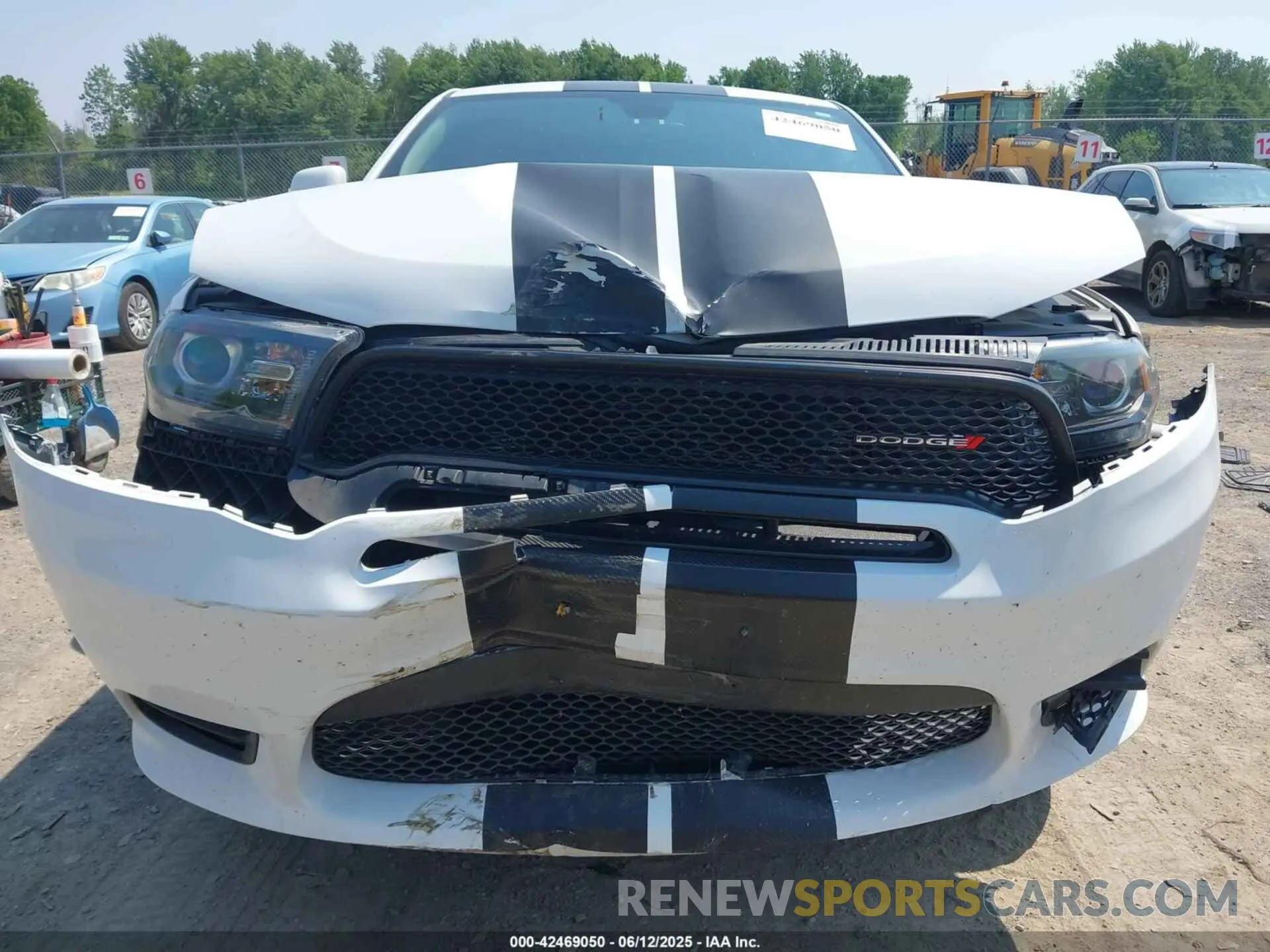 13 Photograph of a damaged car 1C4RDJDGXLC257372 DODGE DURANGO 2020