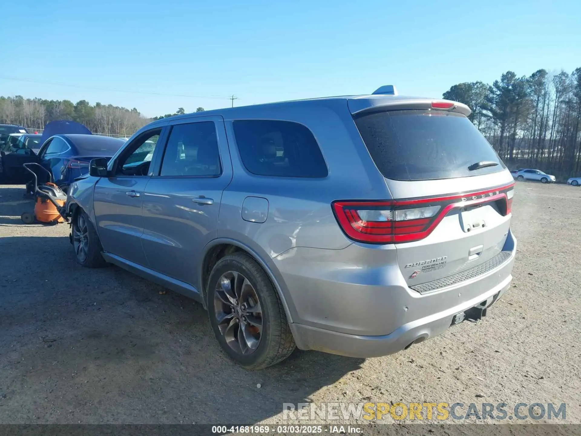 3 Photograph of a damaged car 1C4RDJDGXLC283423 DODGE DURANGO 2020