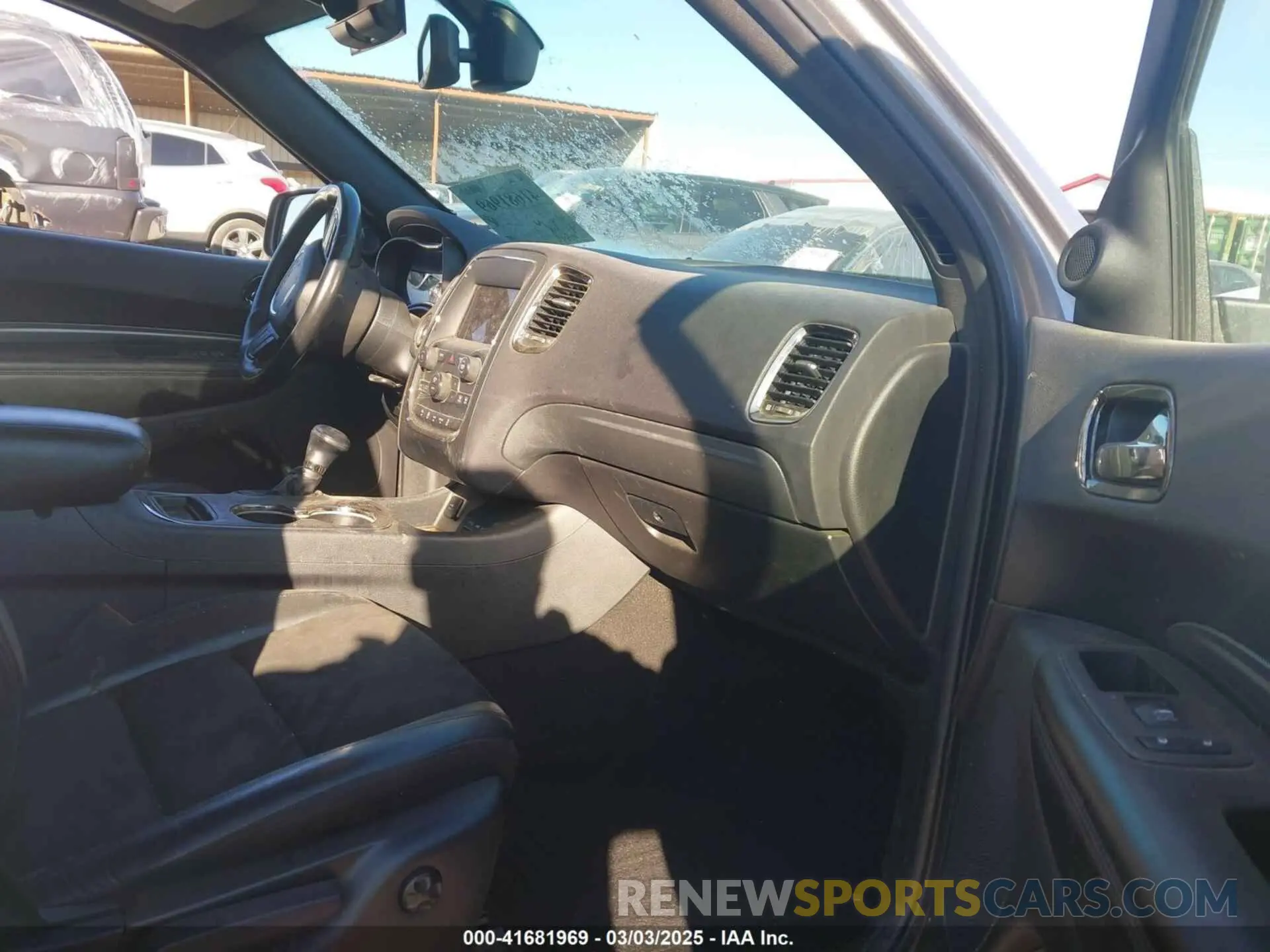 5 Photograph of a damaged car 1C4RDJDGXLC283423 DODGE DURANGO 2020
