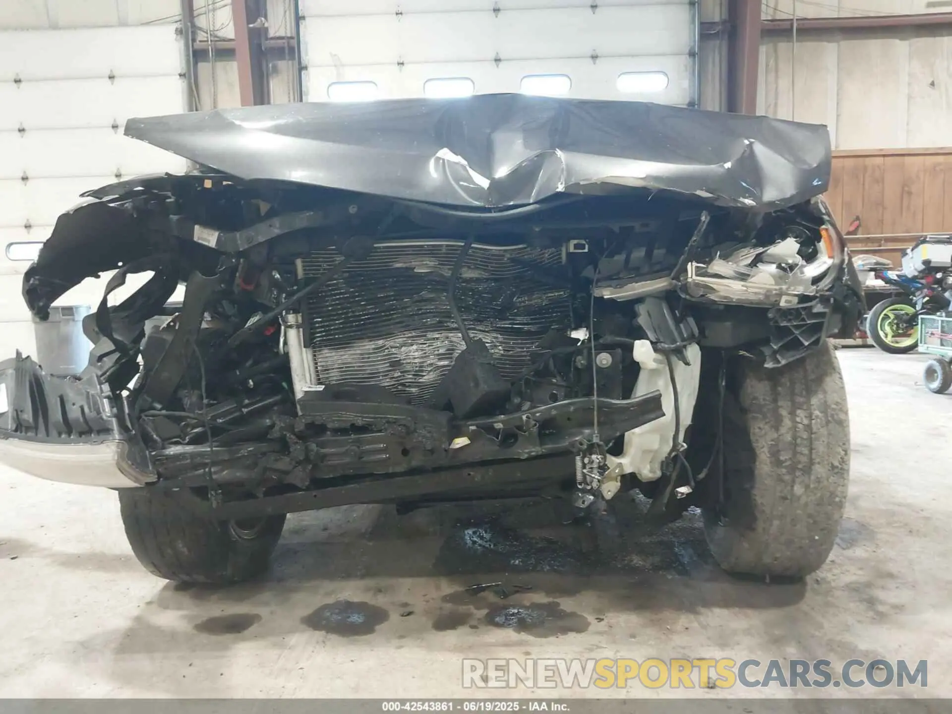 6 Photograph of a damaged car 1C4RDJFG2LC192577 DODGE DURANGO 2020