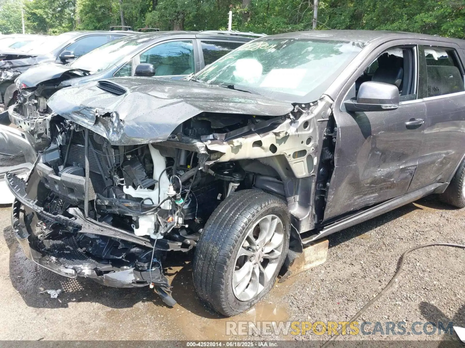 6 Фотография поврежденного автомобиля 1C4SDHCTXLC260040 DODGE DURANGO 2020