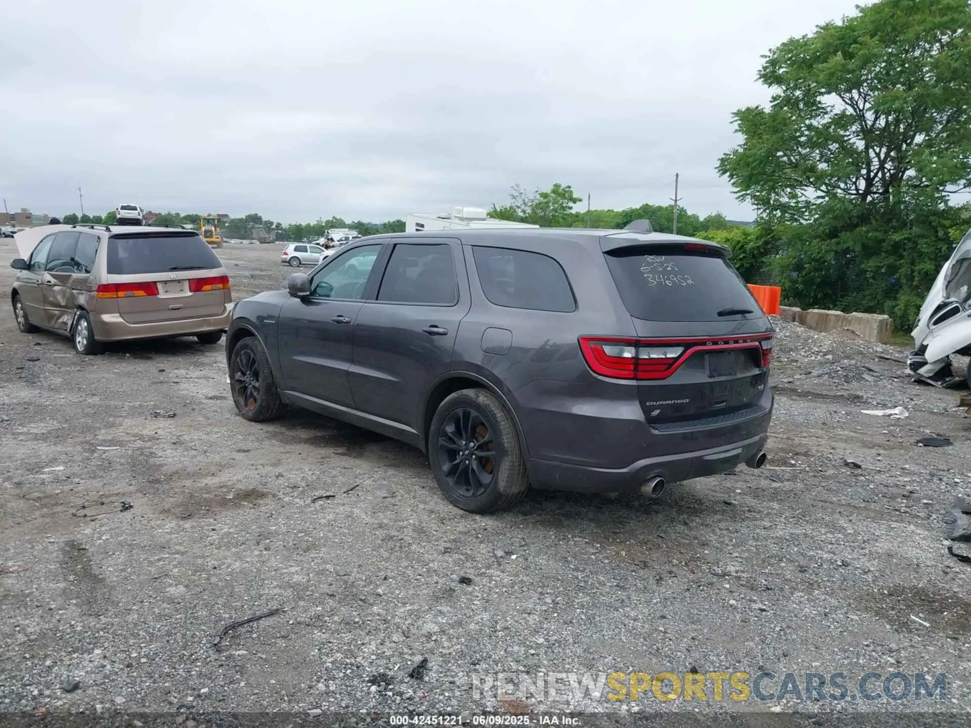 3 Photograph of a damaged car 1C4SDJCT2LC346952 DODGE DURANGO 2020