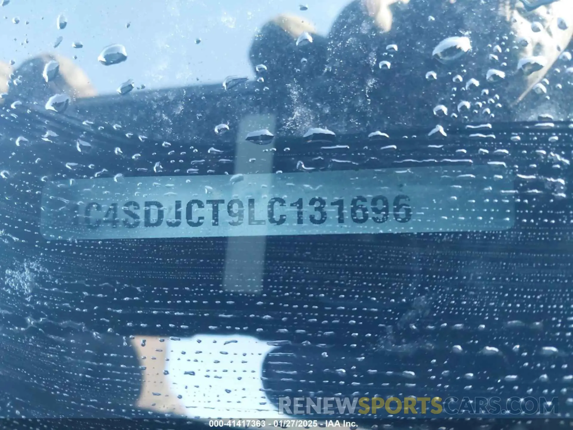 9 Photograph of a damaged car 1C4SDJCT9LC131696 DODGE DURANGO 2020