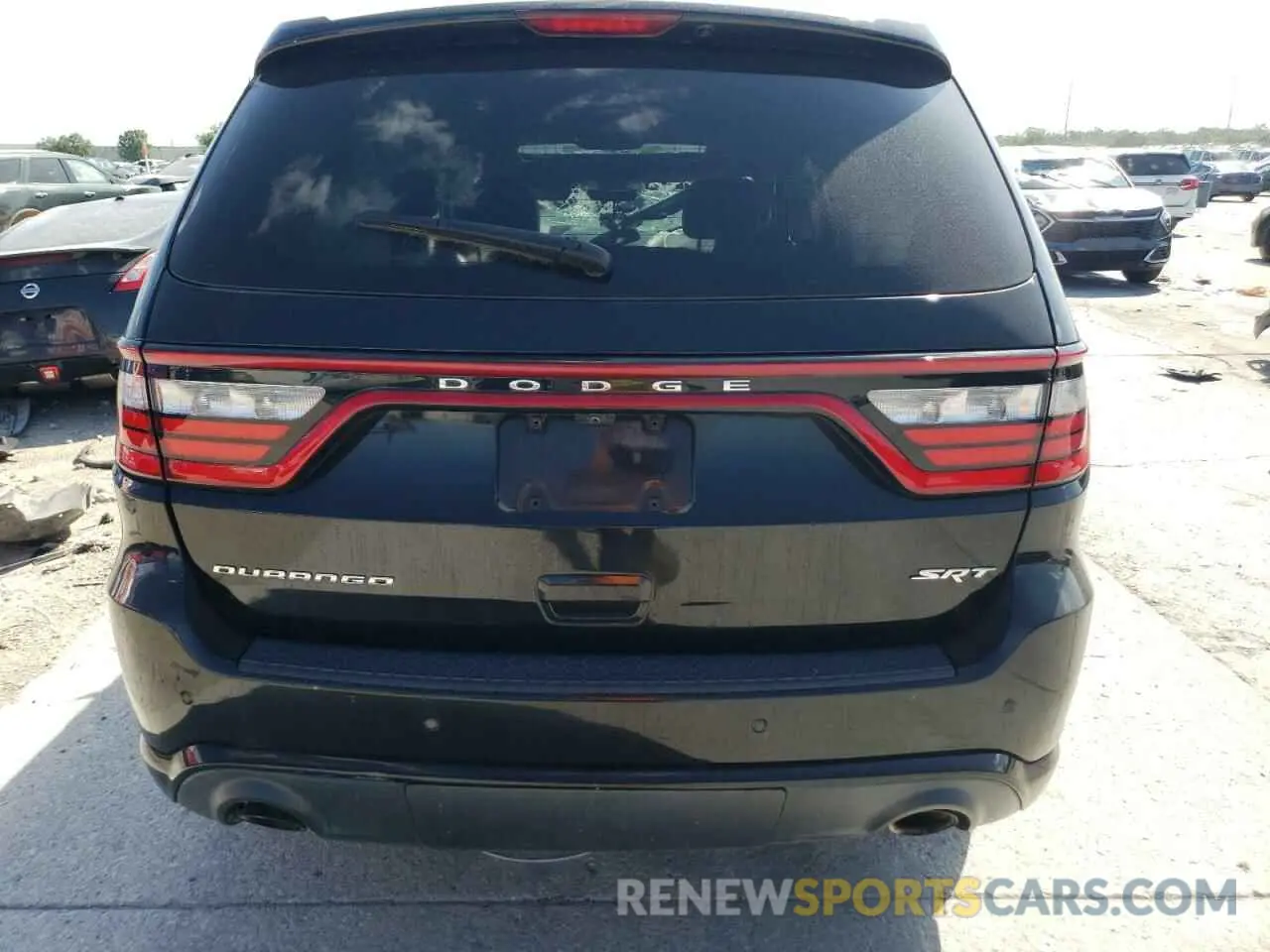 6 Photograph of a damaged car 1C4SDJGJ5LC192682 DODGE DURANGO 2020