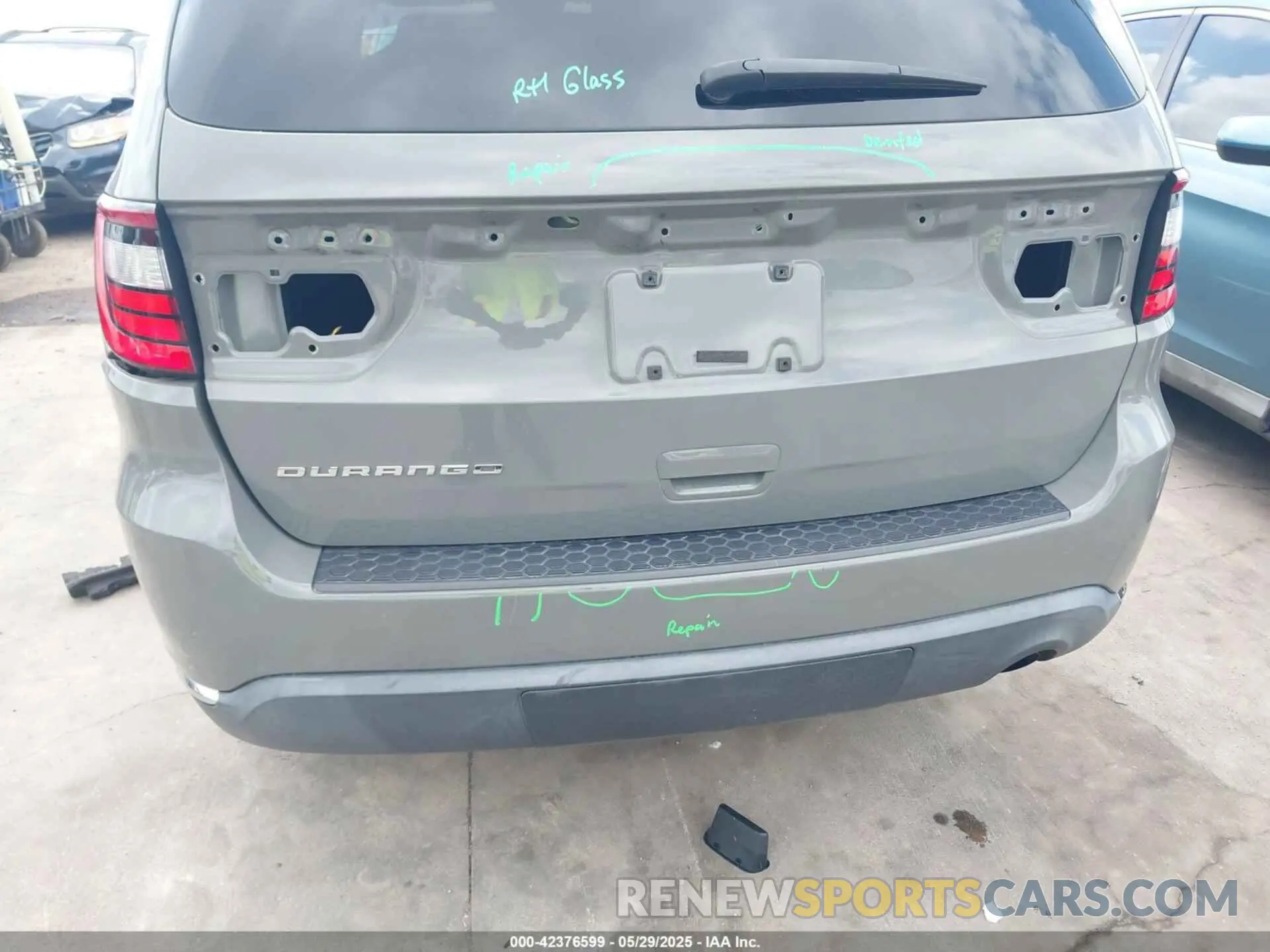 20 Photograph of a damaged car 1C4RDHAG9MC760583 DODGE DURANGO 2021