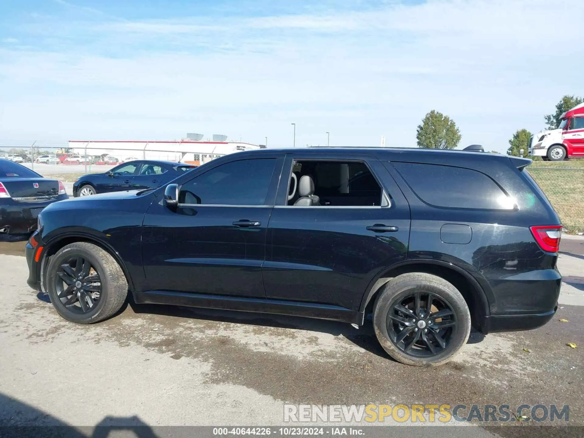14 Photograph of a damaged car 1C4RDHDG2MC608298 DODGE DURANGO 2021