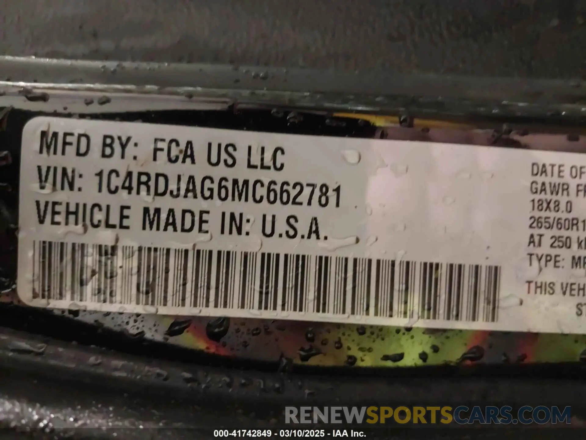 9 Photograph of a damaged car 1C4RDJAG6MC662781 DODGE DURANGO 2021