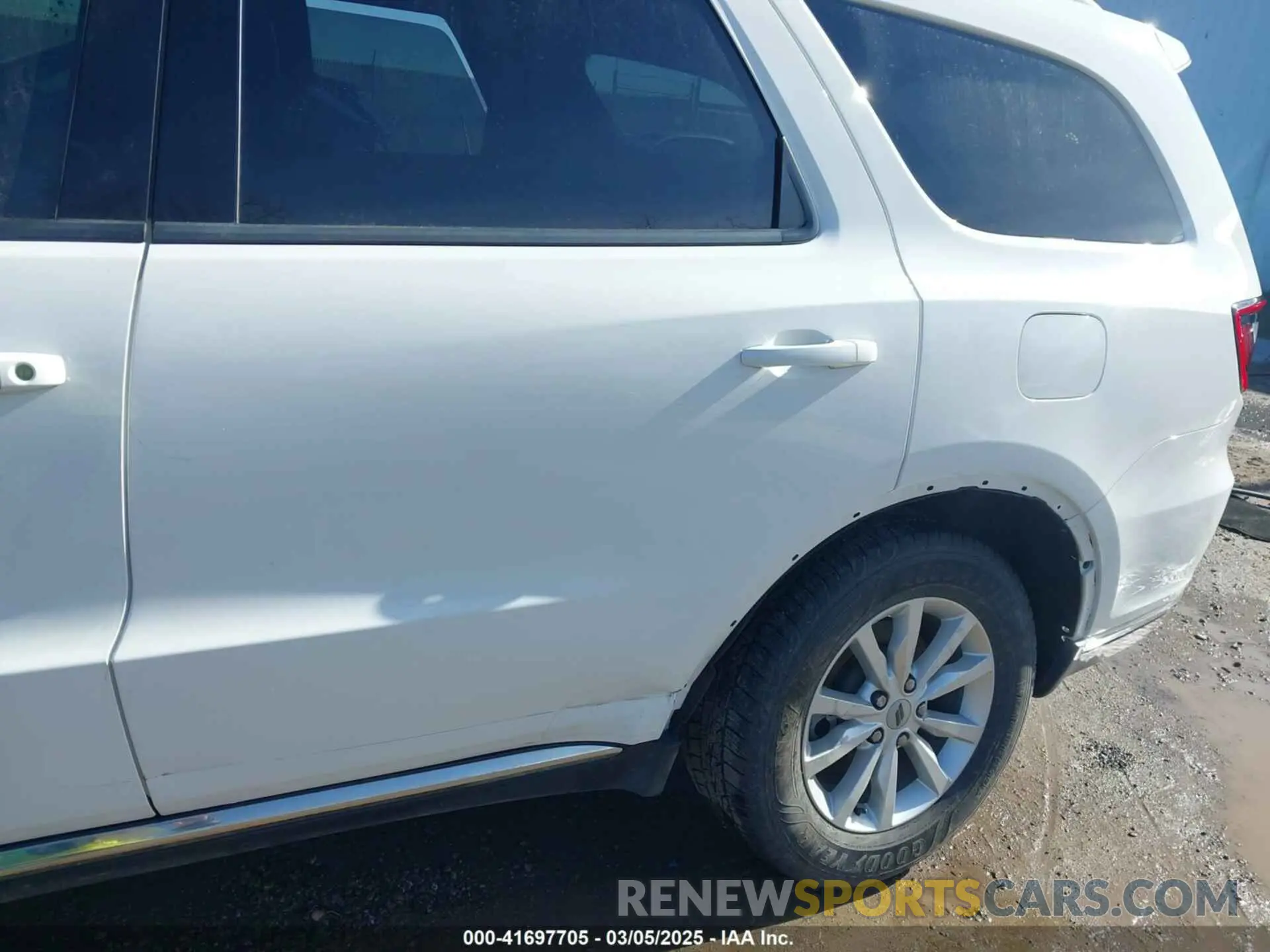 18 Photograph of a damaged car 1C4RDJAG8MC574010 DODGE DURANGO 2021