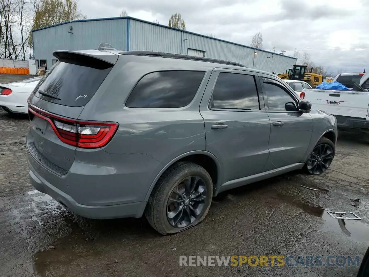 3 Photograph of a damaged car 1C4RDJDG0MC805865 DODGE DURANGO 2021
