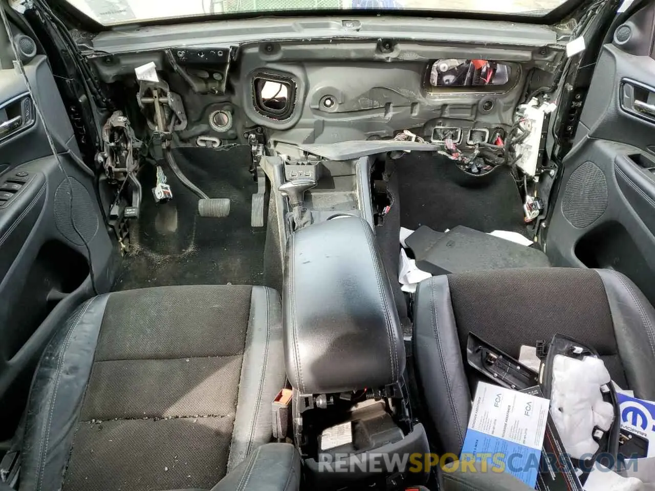 8 Photograph of a damaged car 1C4RDJDG3MC558454 DODGE DURANGO 2021