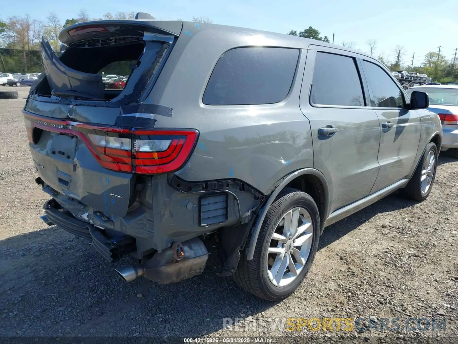 4 Photograph of a damaged car 1C4RDJDG4MC661916 DODGE DURANGO 2021