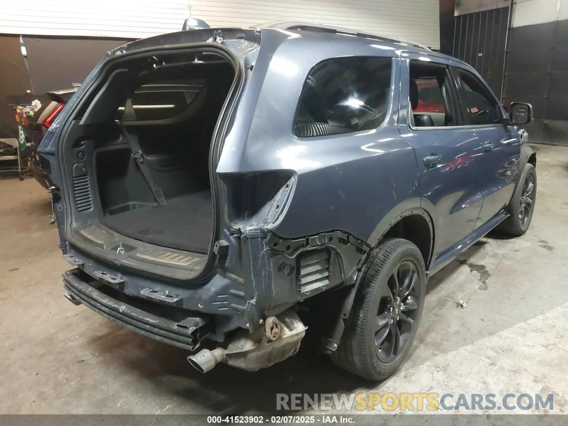 4 Photograph of a damaged car 1C4RDJDG4MC763992 DODGE DURANGO 2021