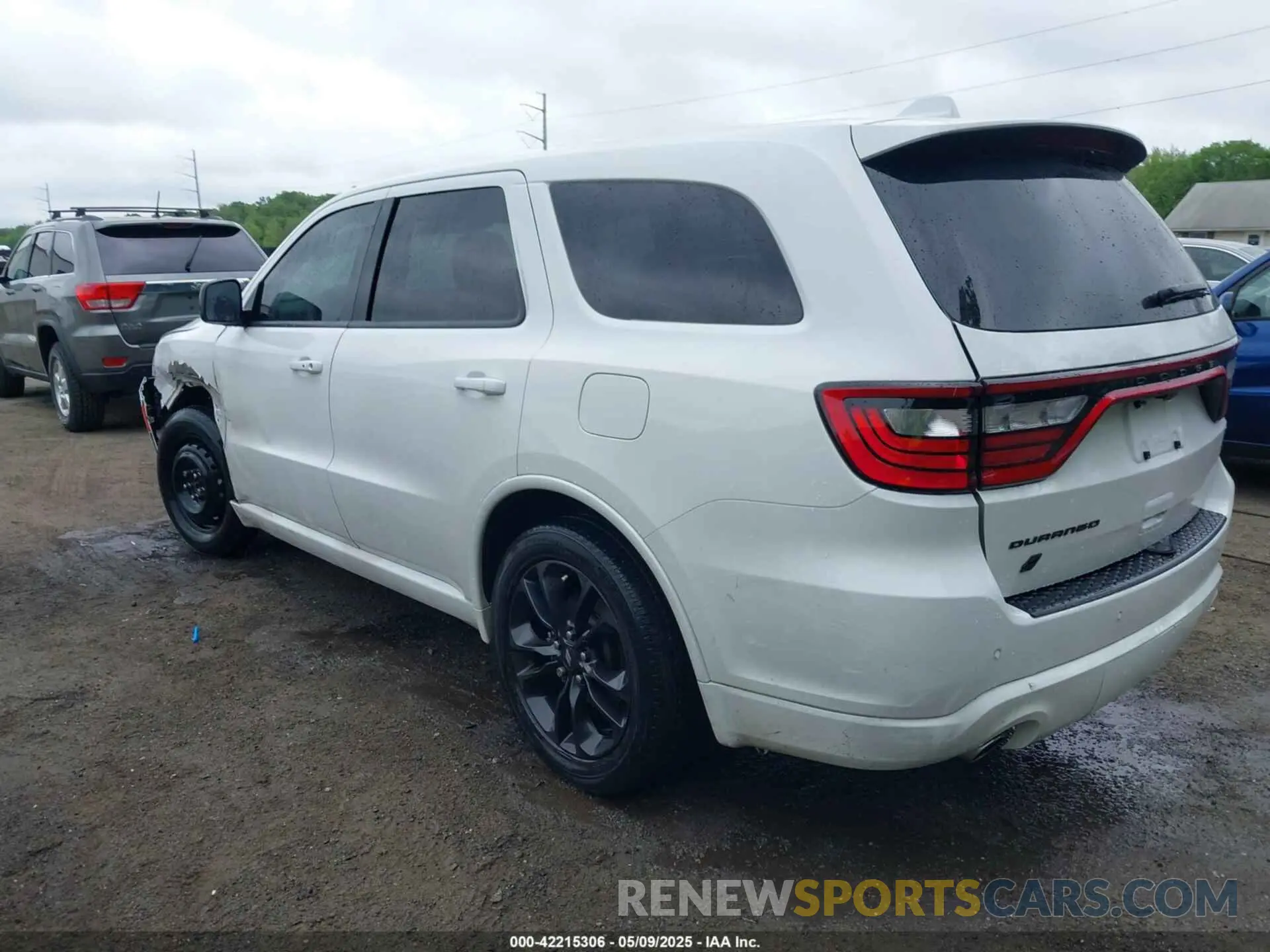 3 Photograph of a damaged car 1C4RDJDG8MC751814 DODGE DURANGO 2021