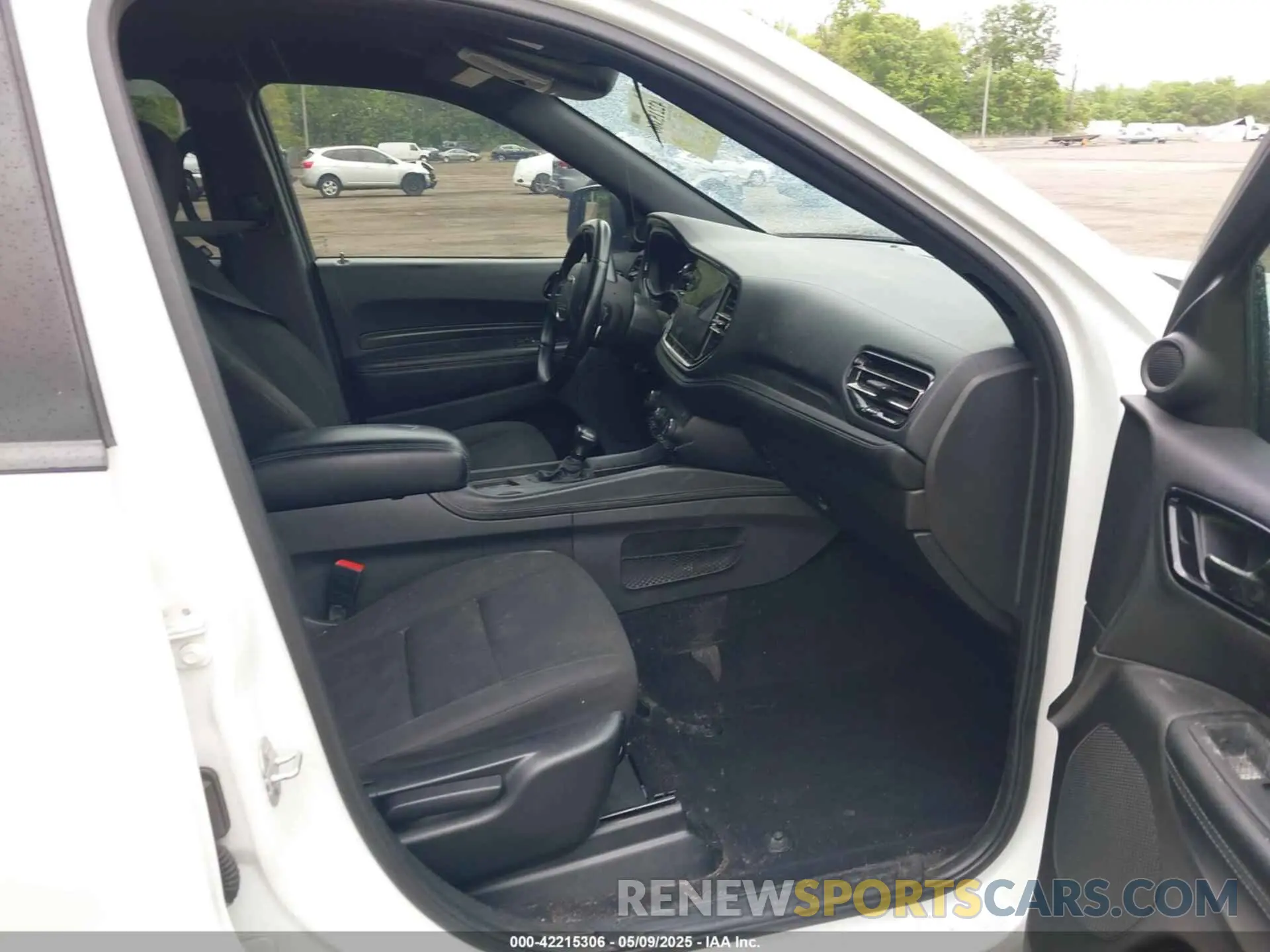 5 Photograph of a damaged car 1C4RDJDG8MC751814 DODGE DURANGO 2021