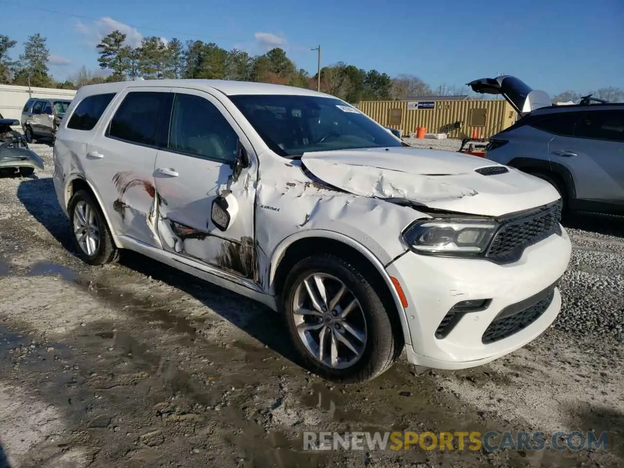 4 Photograph of a damaged car 1C4SDHCT3MC799326 DODGE DURANGO 2021