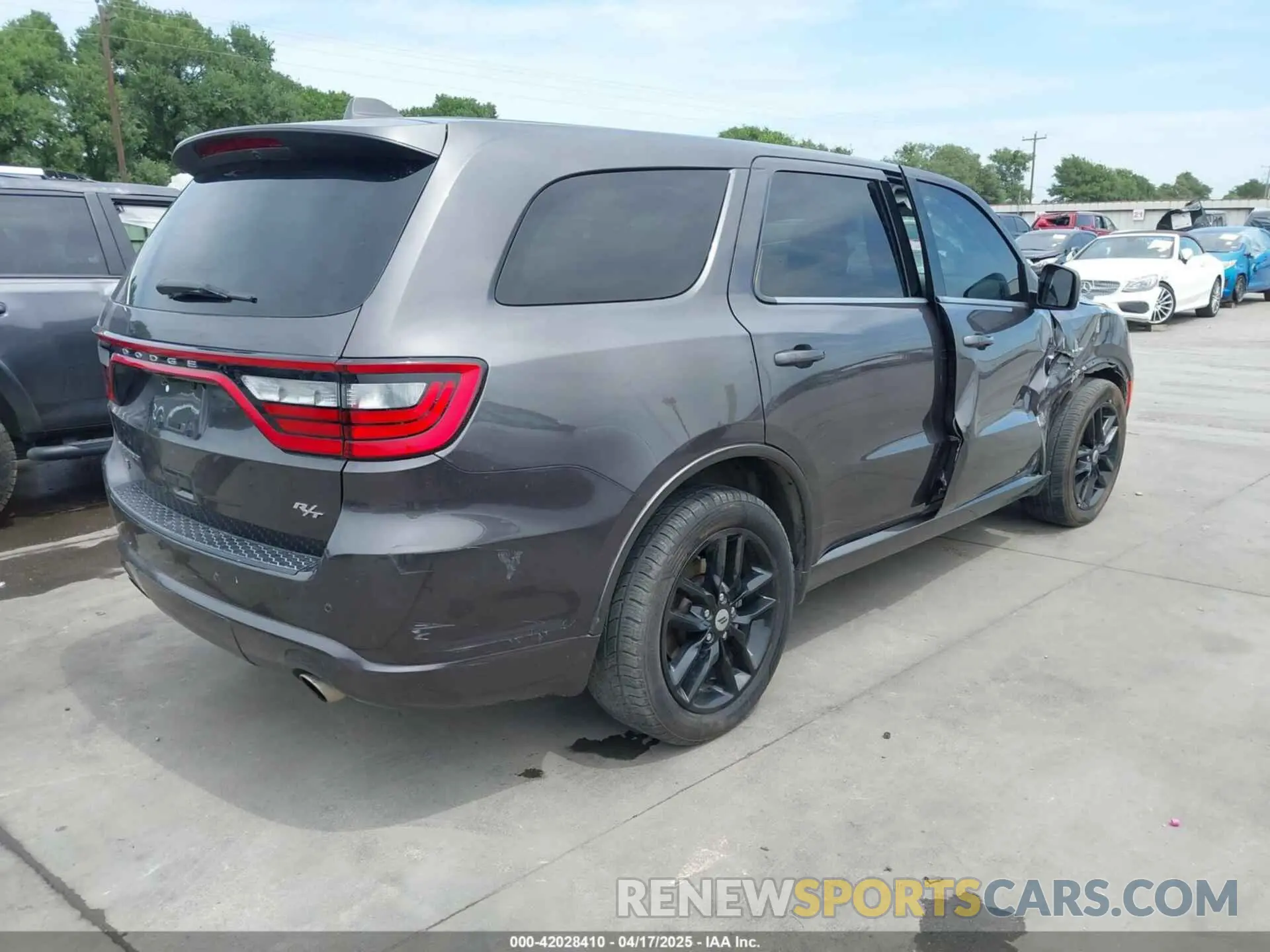 4 Фотография поврежденного автомобиля 1C4SDJCT1MC820407 DODGE DURANGO 2021
