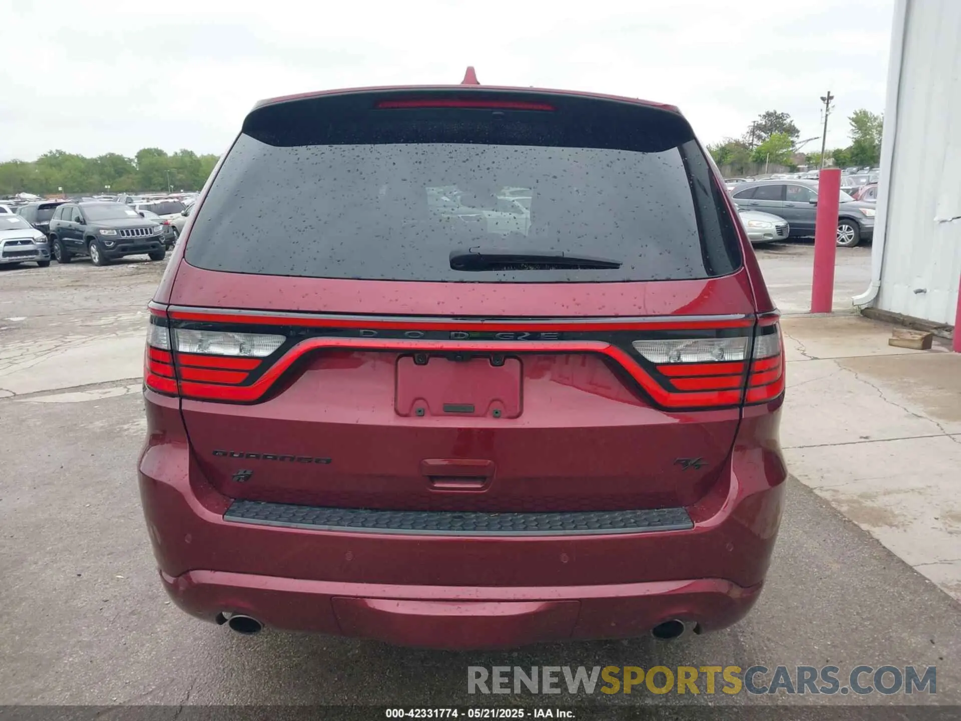 17 Photograph of a damaged car 1C4SDJCT1MC837272 DODGE DURANGO 2021