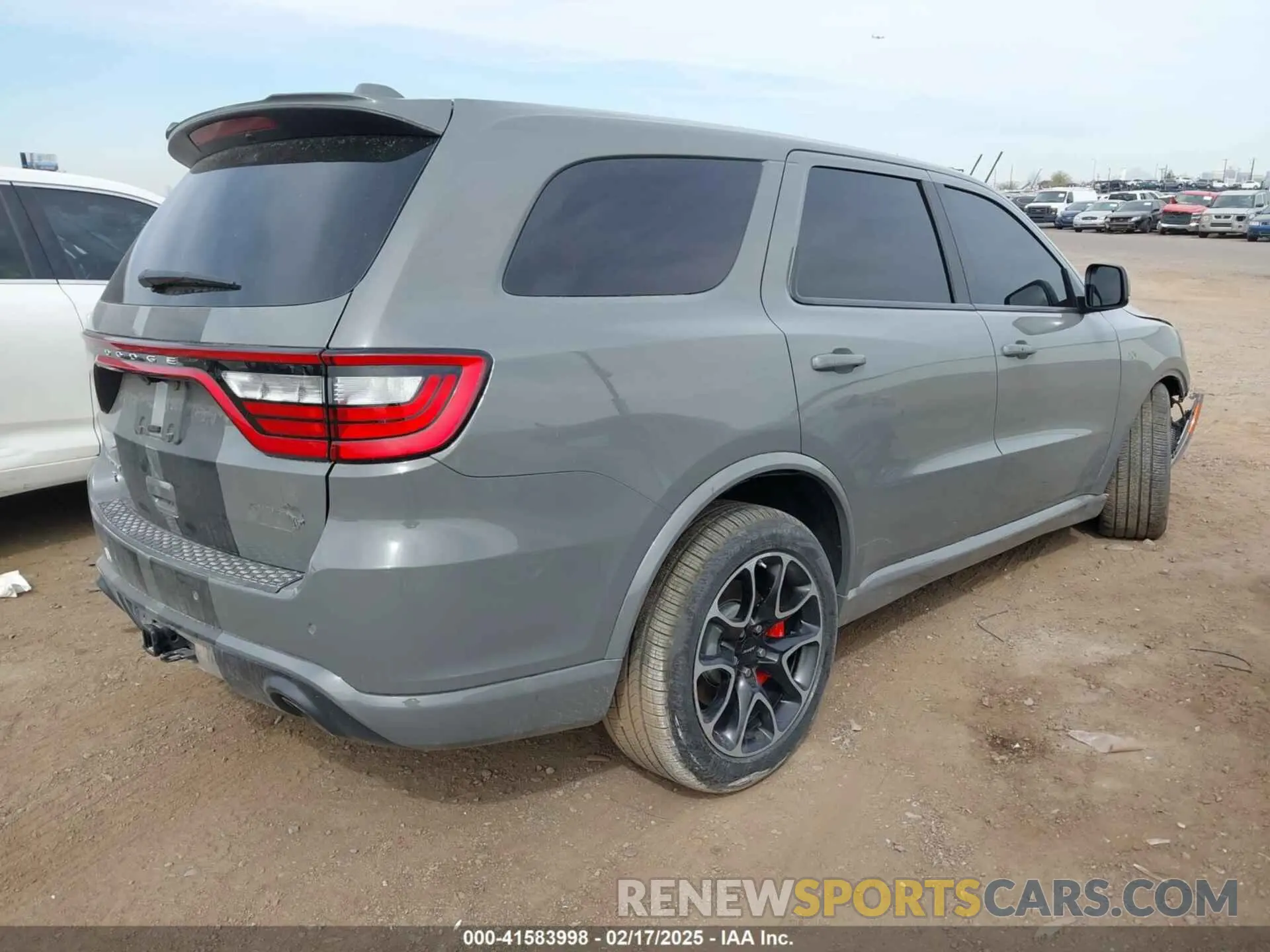 4 Фотография поврежденного автомобиля 1C4SDJH93MC746209 DODGE DURANGO 2021