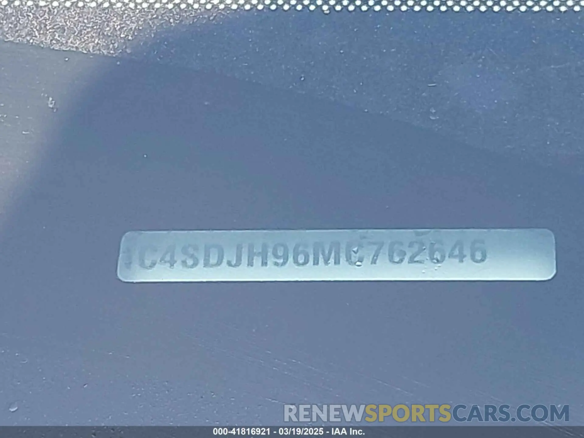 9 Photograph of a damaged car 1C4SDJH96MC762646 DODGE DURANGO 2021