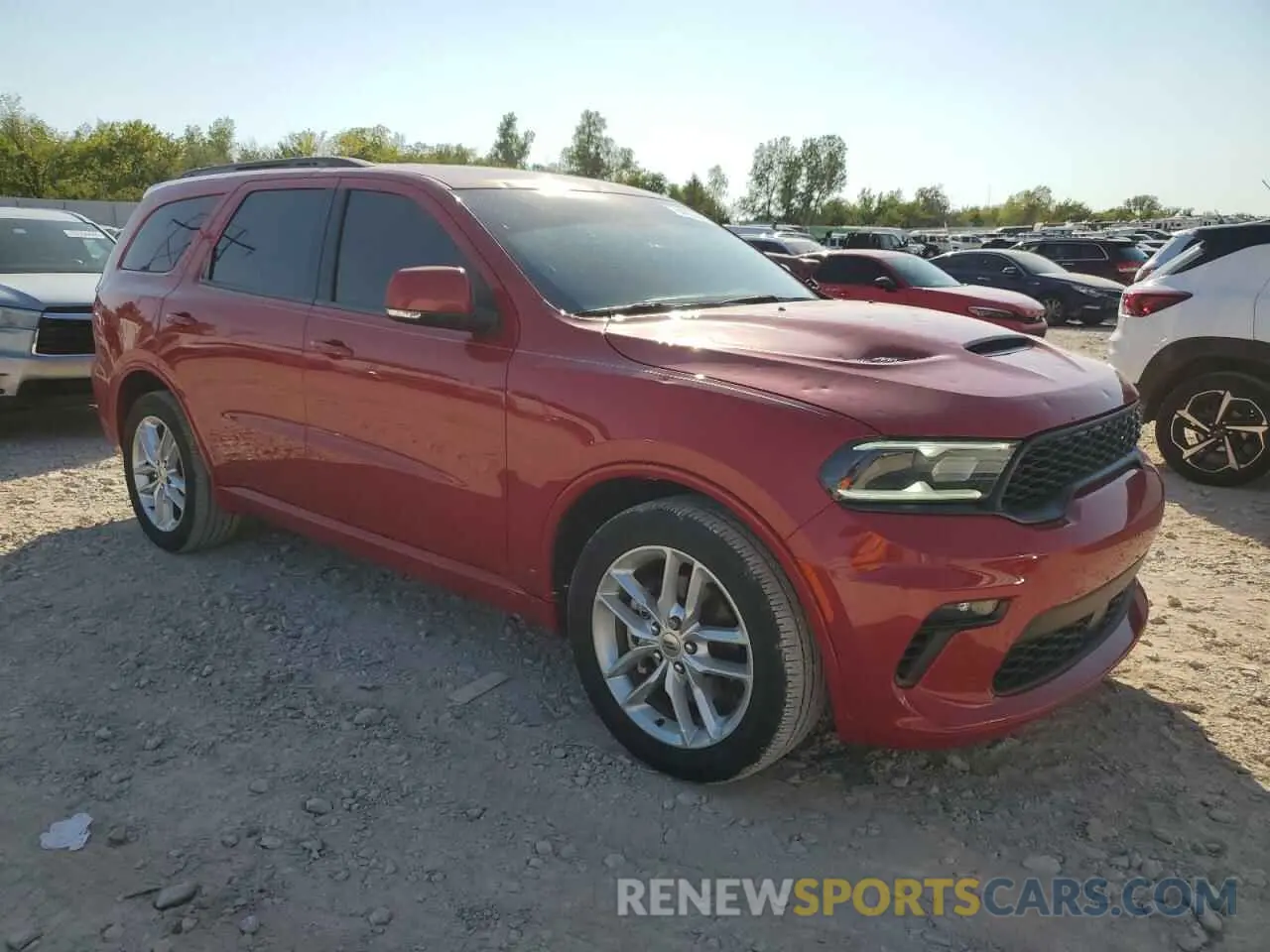 4 Photograph of a damaged car 1C4RDHDG7NC102371 DODGE DURANGO 2022