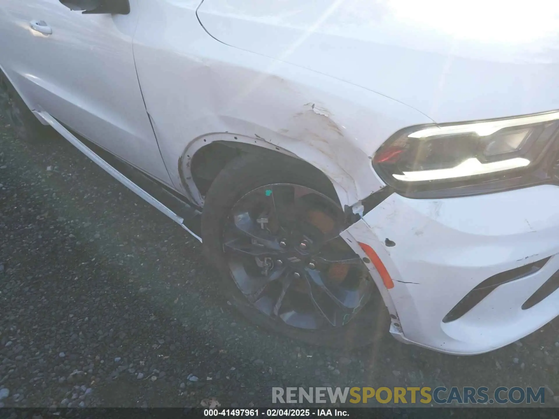 6 Photograph of a damaged car 1C4RDJAG8NC129834 DODGE DURANGO 2022