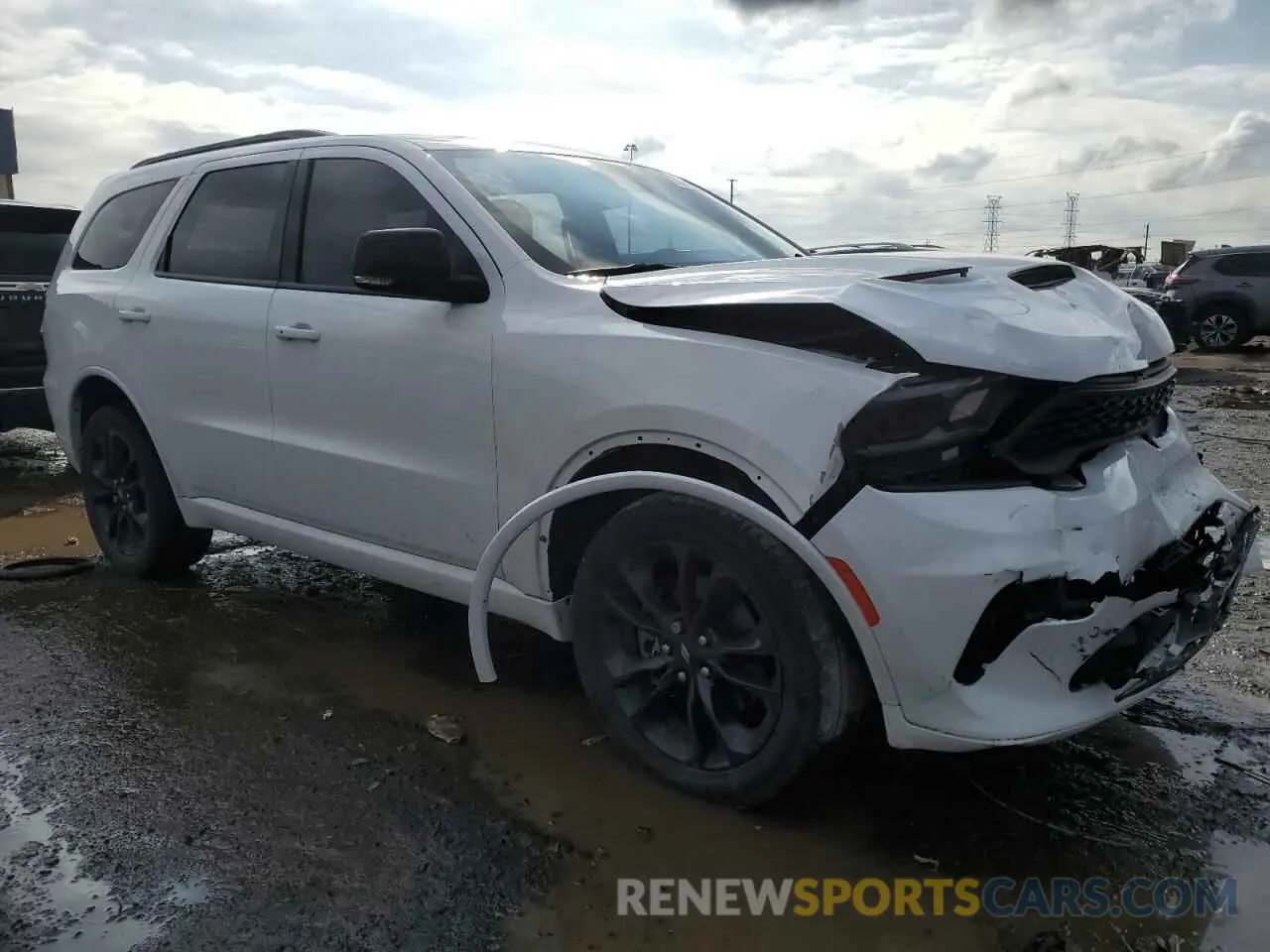 4 Photograph of a damaged car 1C4RDJDGXNC212631 DODGE DURANGO 2022