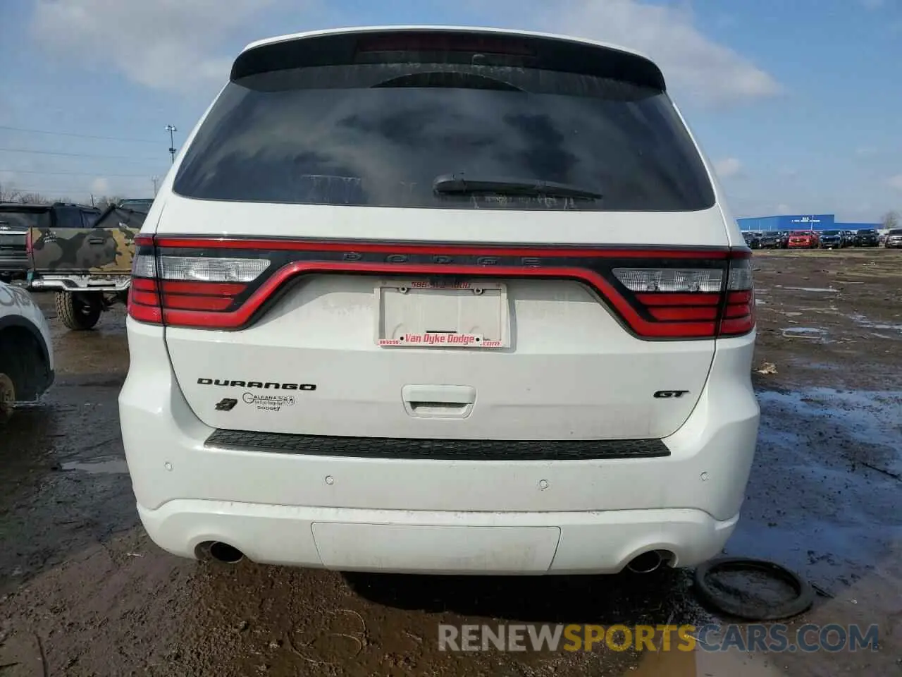 6 Photograph of a damaged car 1C4RDJDGXNC212631 DODGE DURANGO 2022