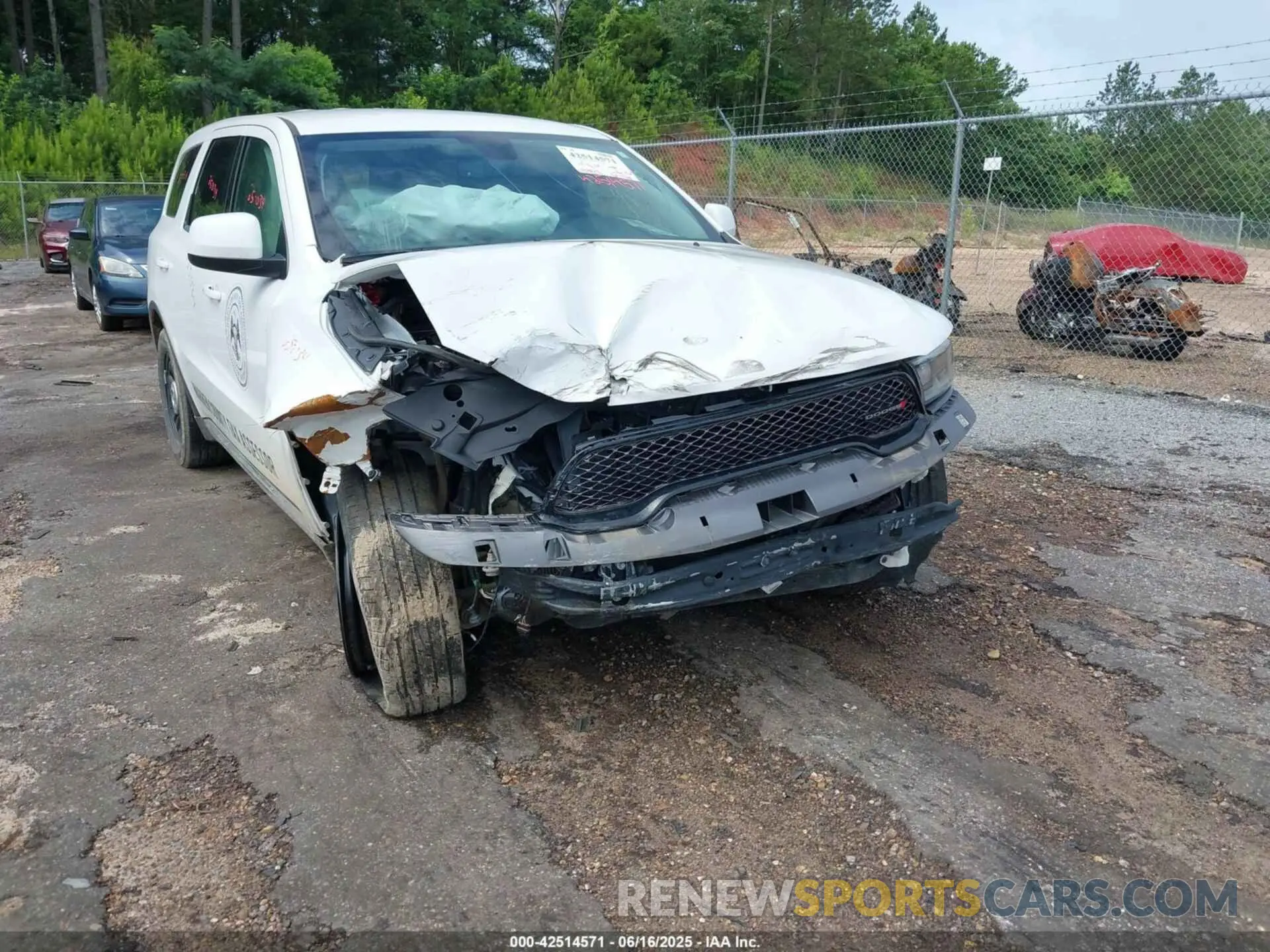 6 Photograph of a damaged car 1C4RDJFG2NC136478 DODGE DURANGO 2022