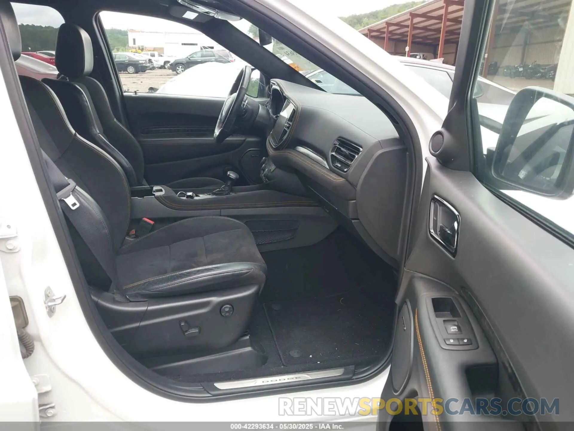 5 Фотография поврежденного автомобиля 1C4SDHCT1NC229858 DODGE DURANGO 2022
