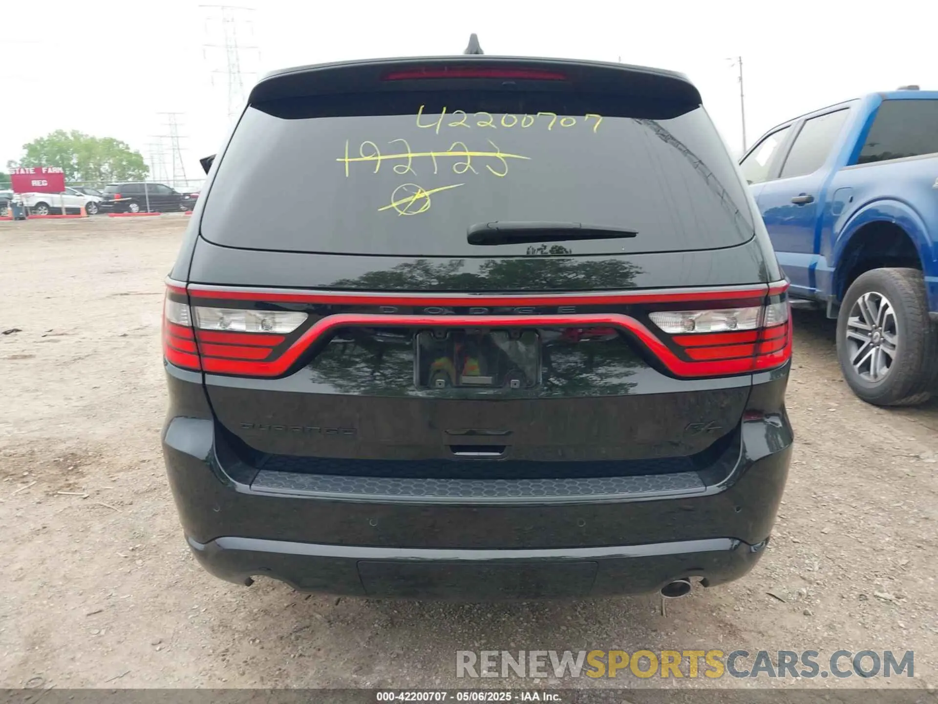 15 Photograph of a damaged car 1C4SDHCT9NC192123 DODGE DURANGO 2022