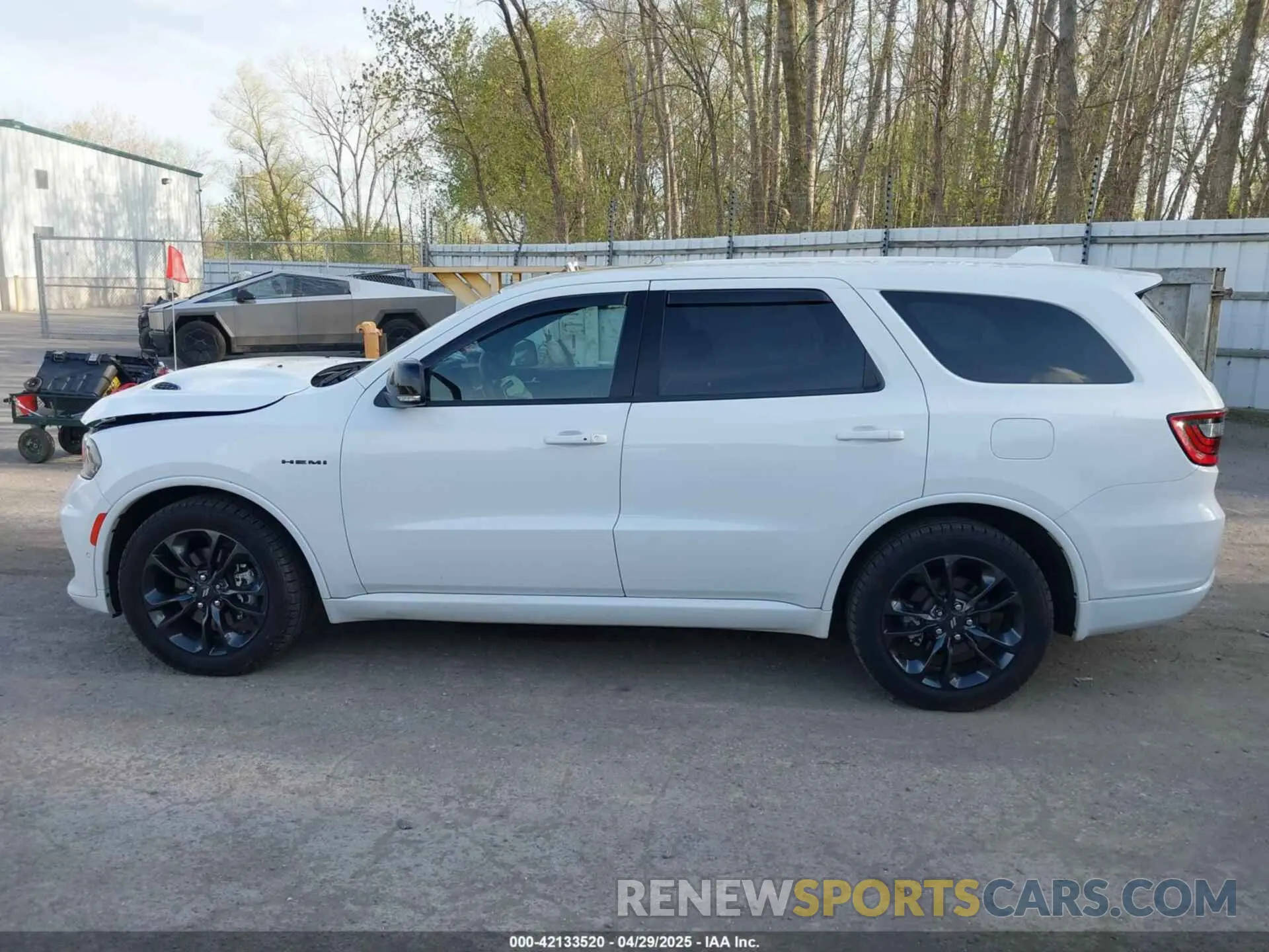 14 Photograph of a damaged car 1C4SDJCT8NC221294 DODGE DURANGO 2022